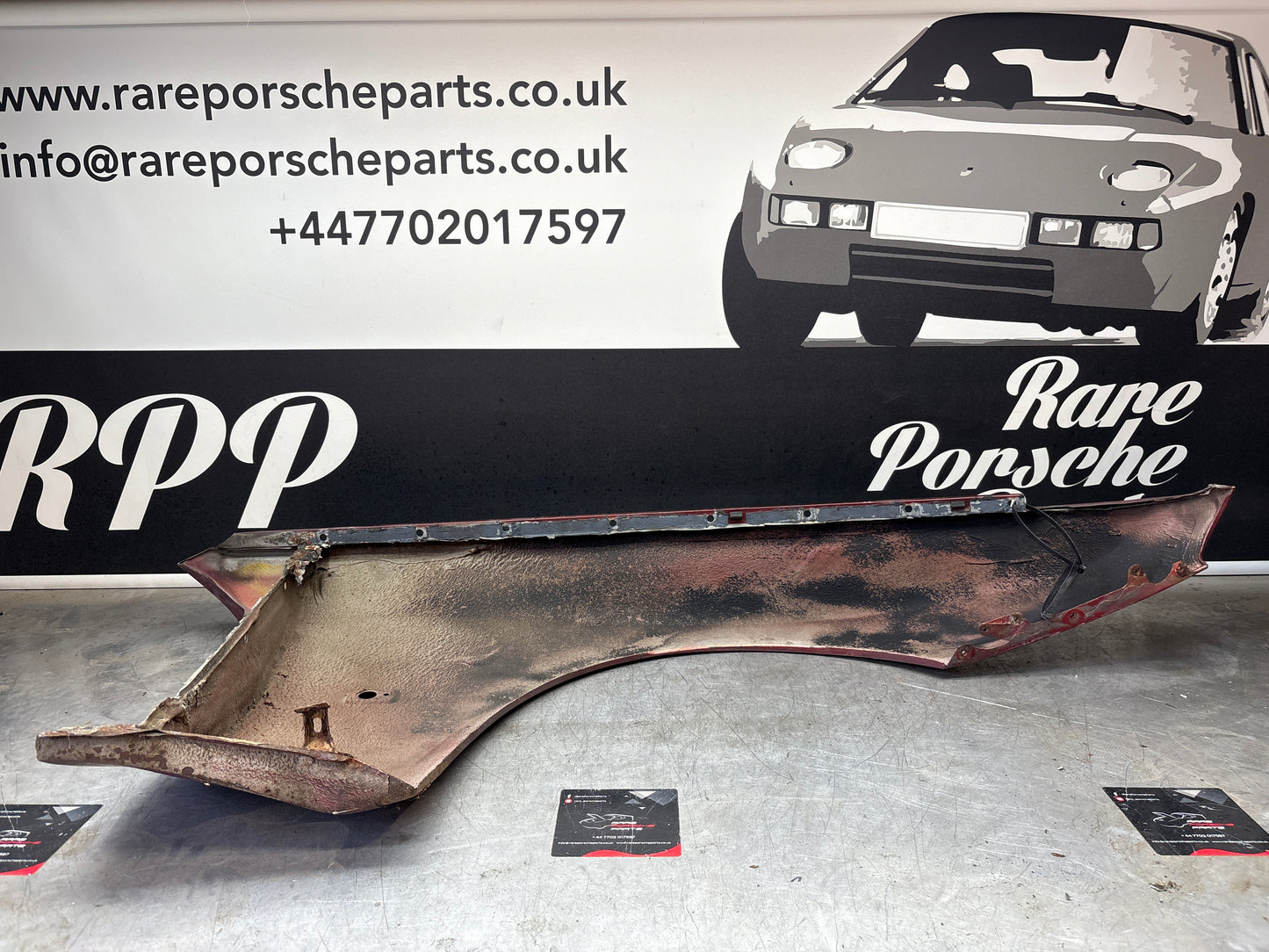 Porsche 944 left front wing, please see photos, used