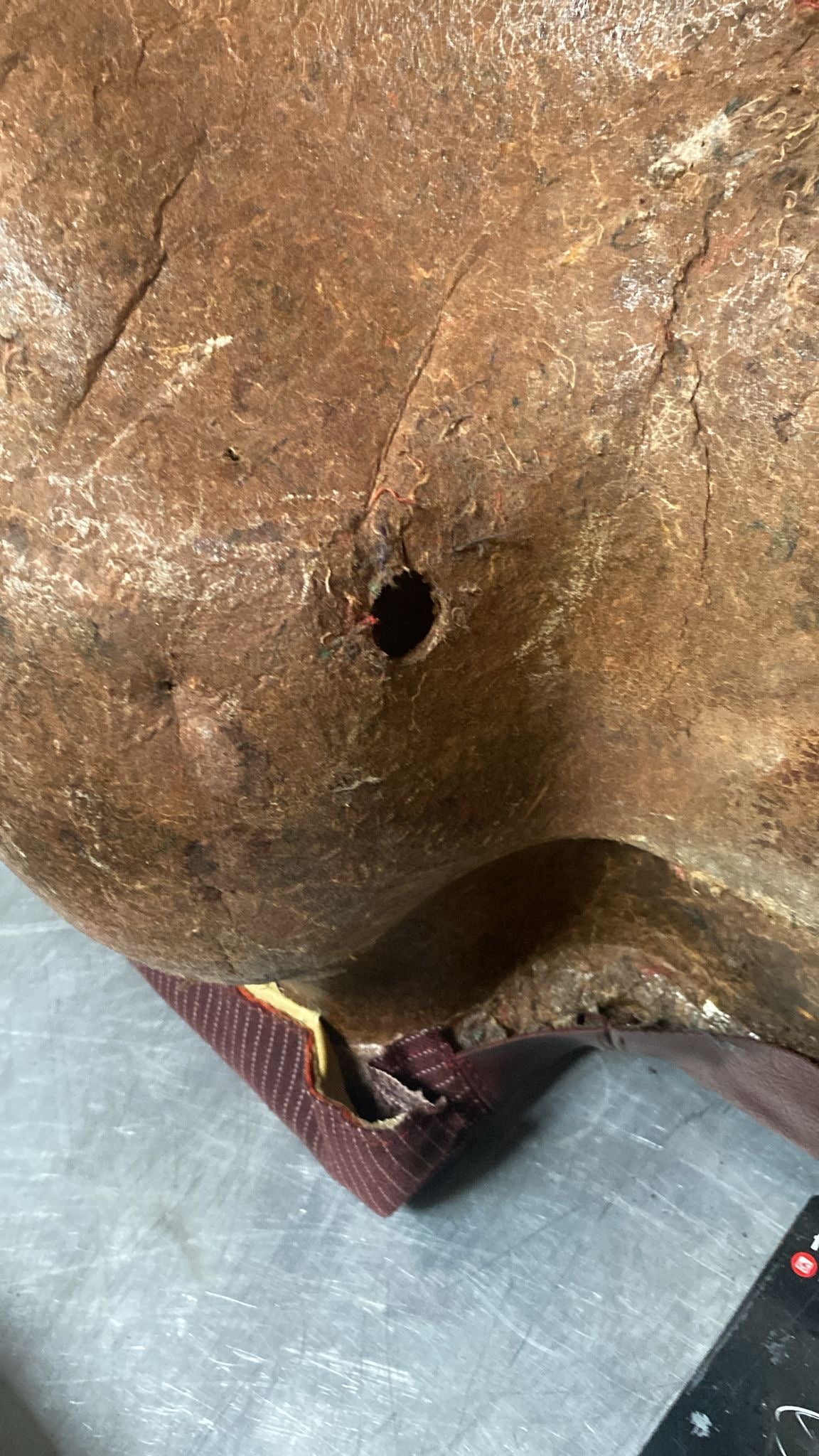 Porsche 944 924S refurbished rear seat, burgundy/white pinstripe