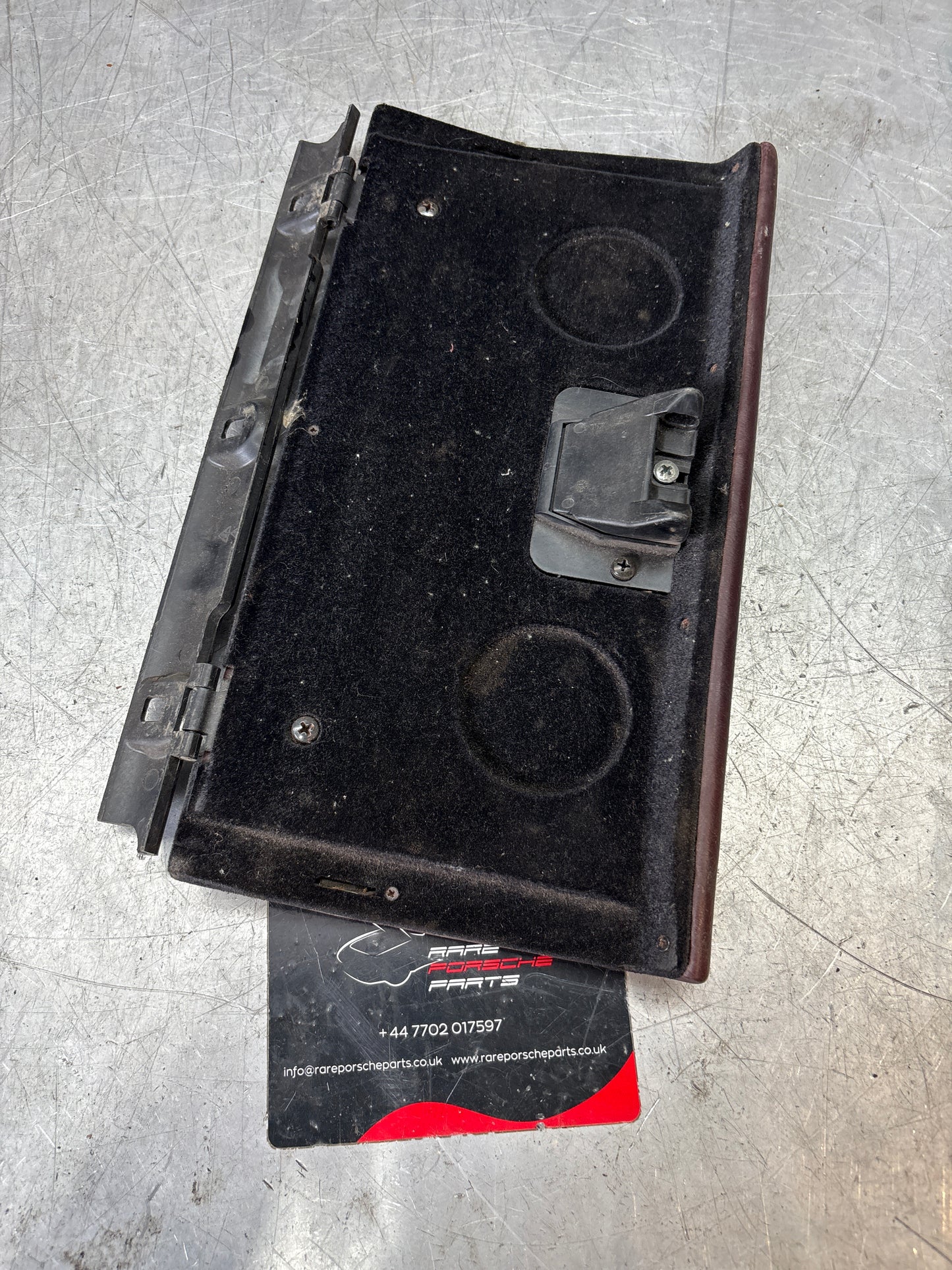 Porsche 944 85-92 glove box lid burgundy used, no catches