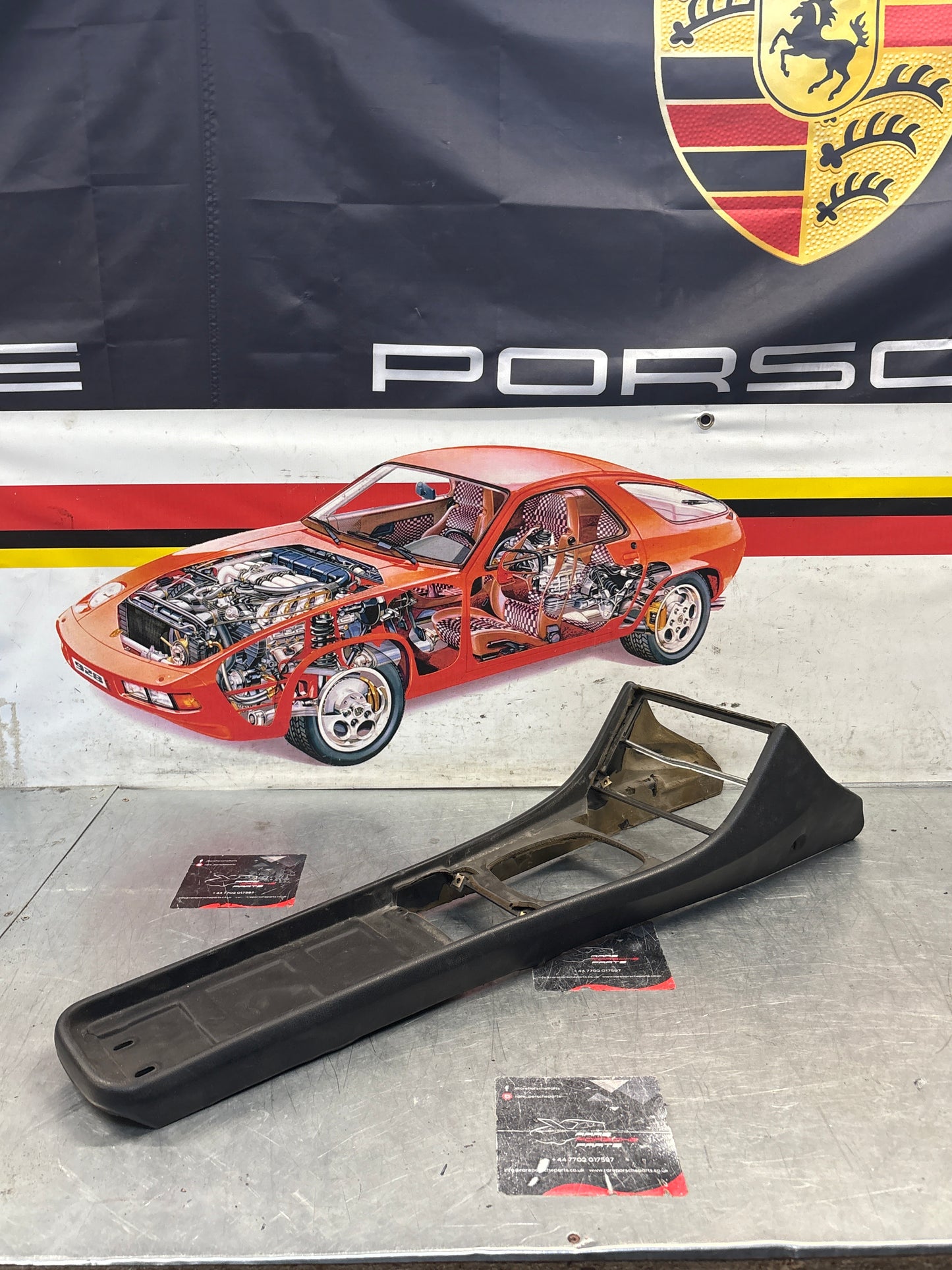 Porsche 944 centre console black 94455205100 used