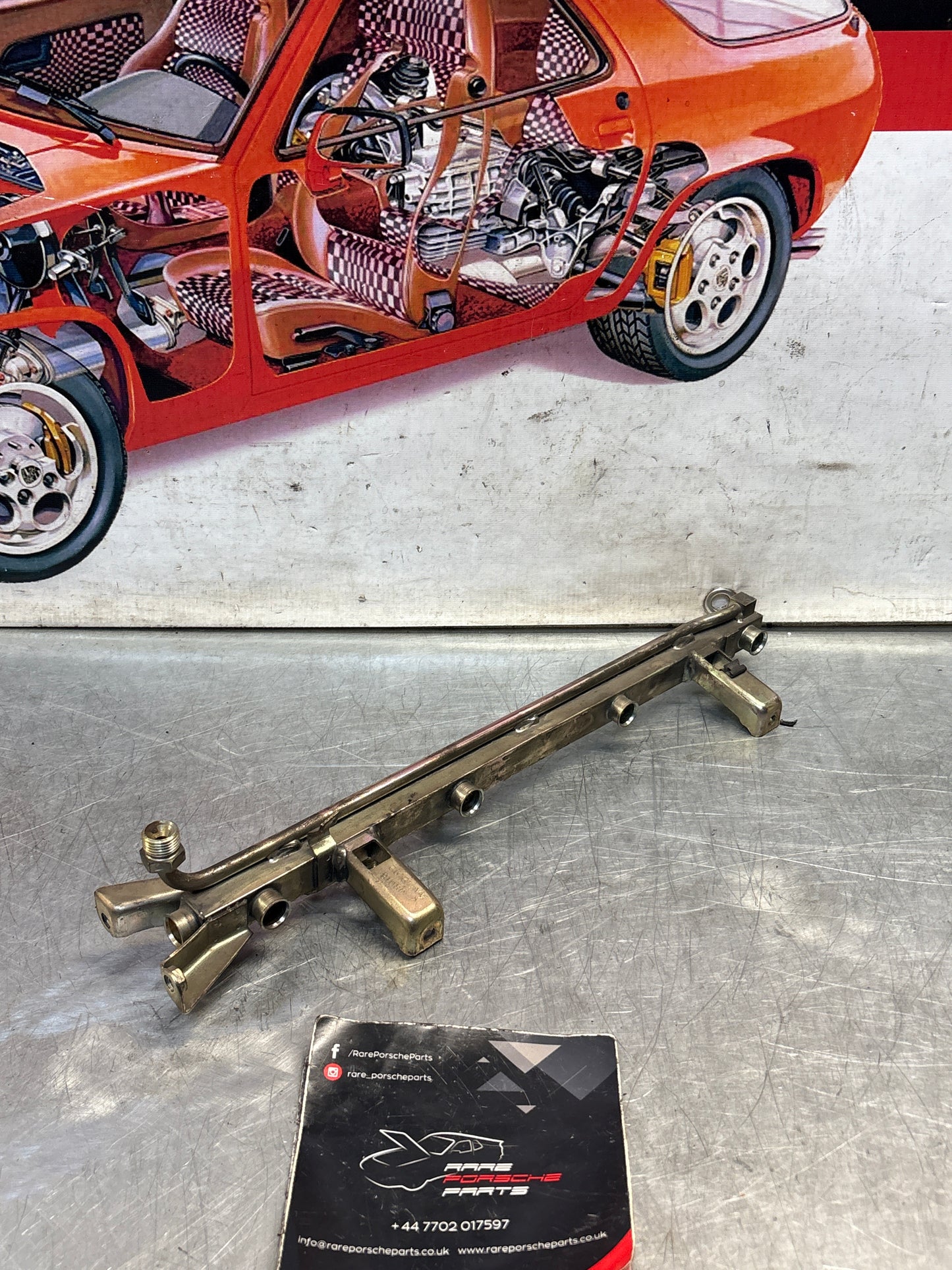 Porsche 968 Fuel rail, used 94411008019