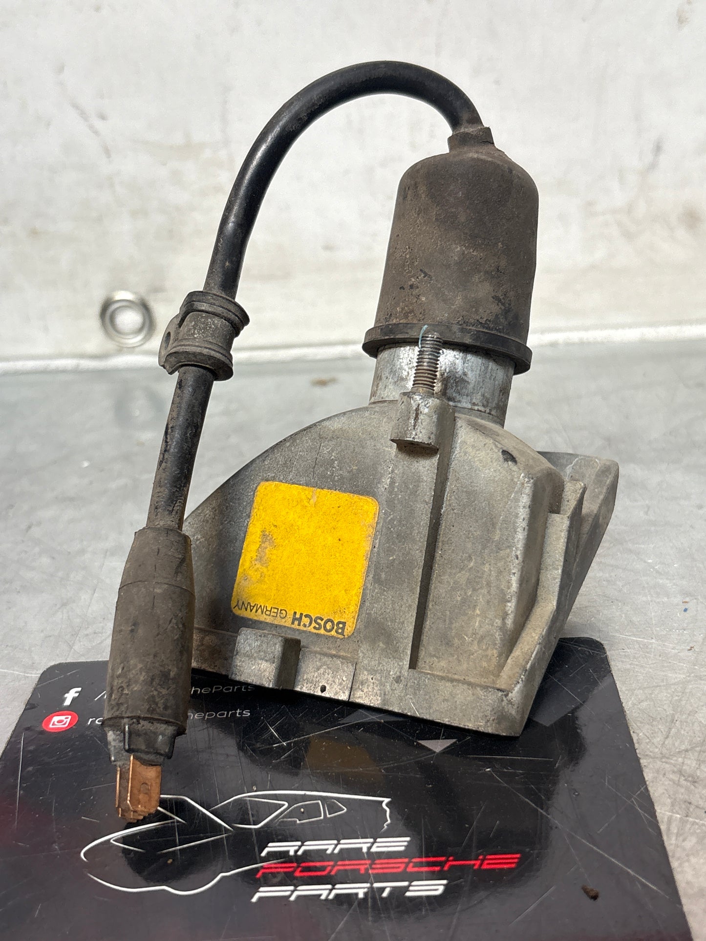 Porsche 928 pre facelift indicator lamp without lens, right, used 0311315002