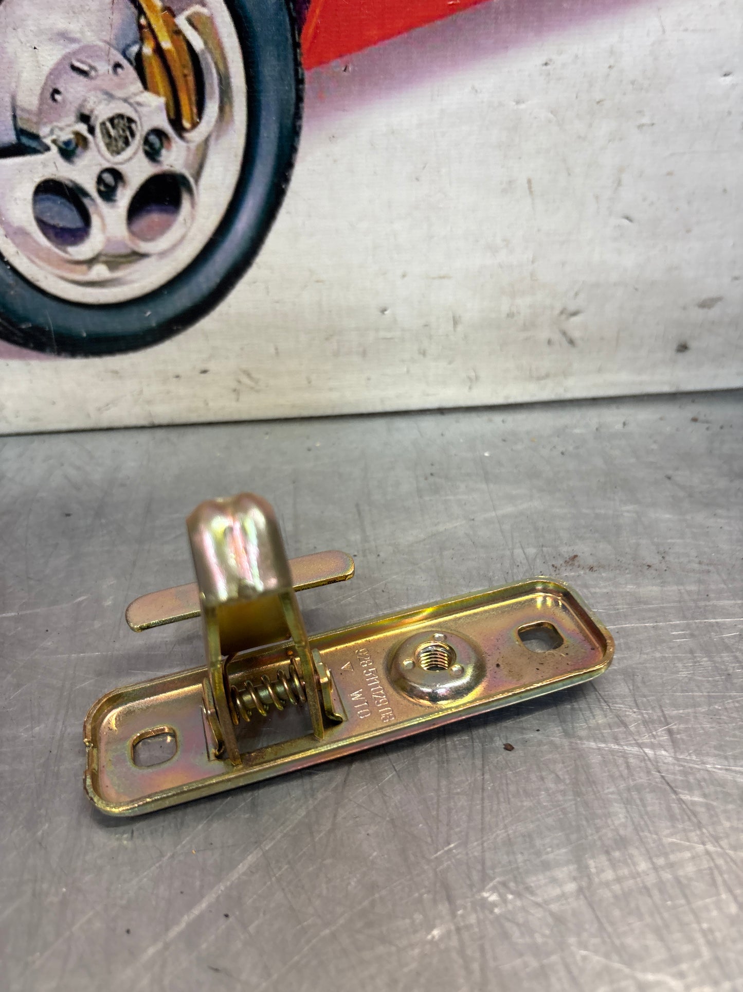 Porsche 928 hood lock lid, refurbished 92851102902