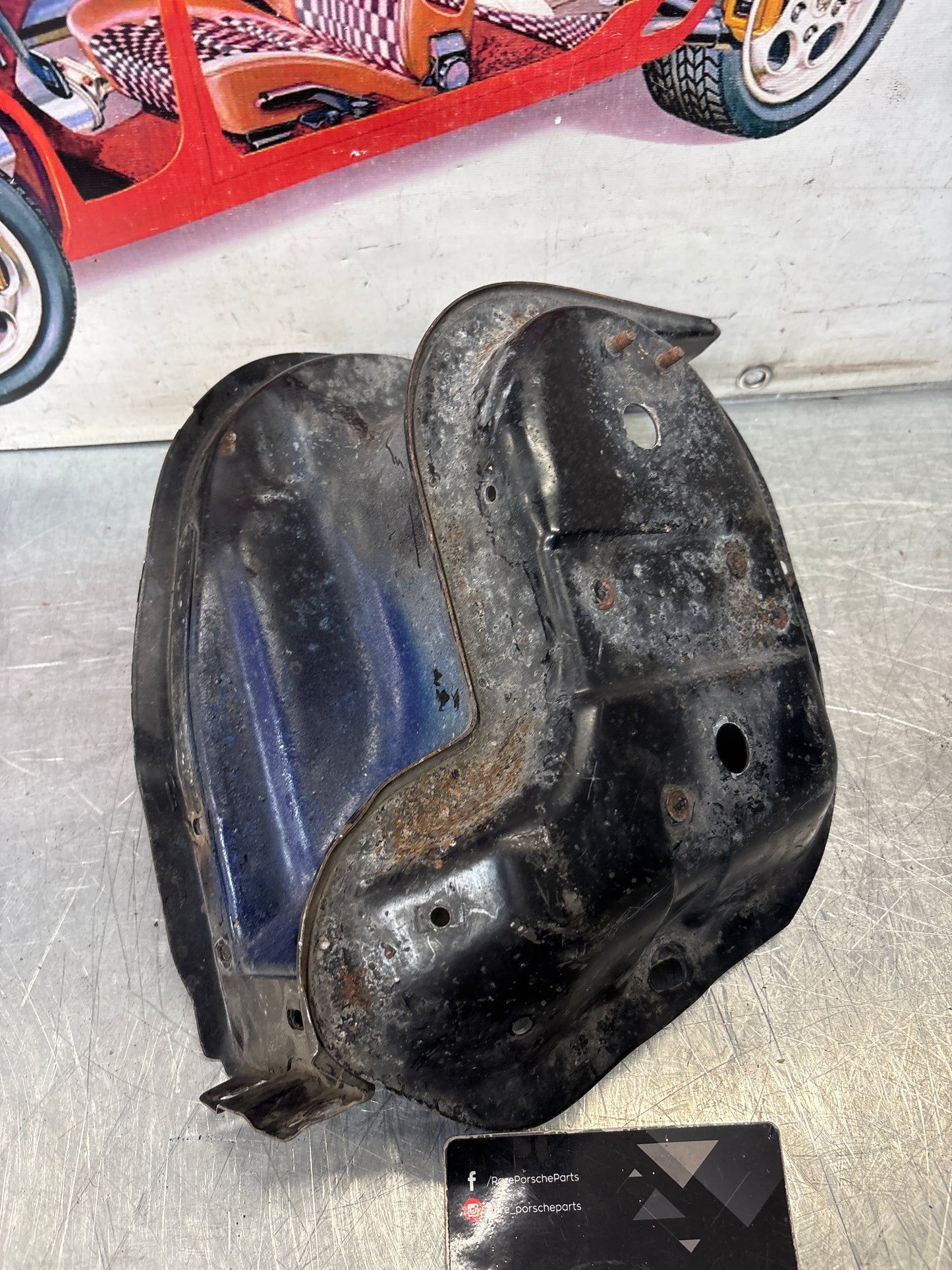 Porsche 968 headlight bracket console left side 94475009300, used