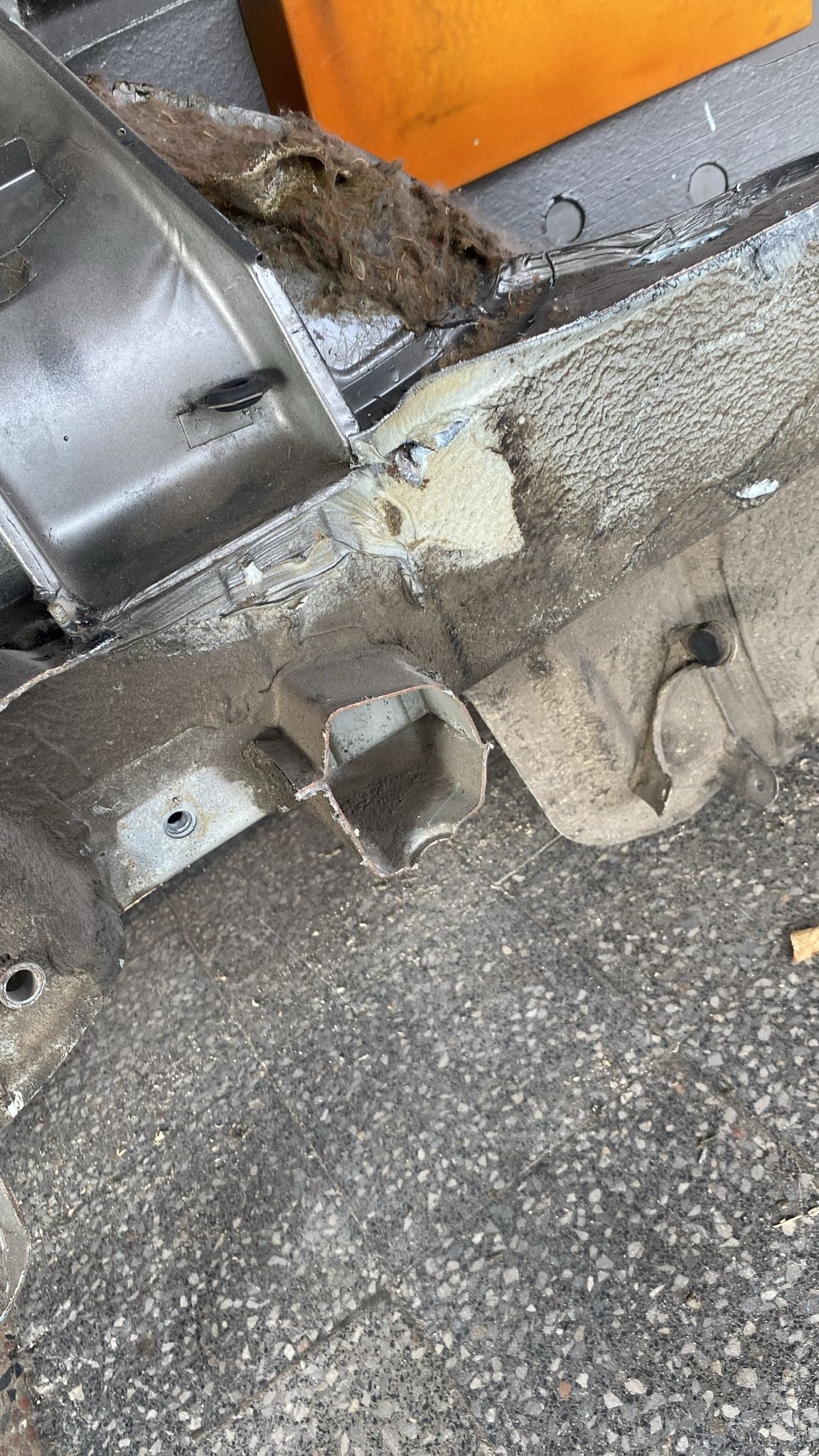 Porsche 944 Right side cut, rear fender with sill 94450390403, 94450361200