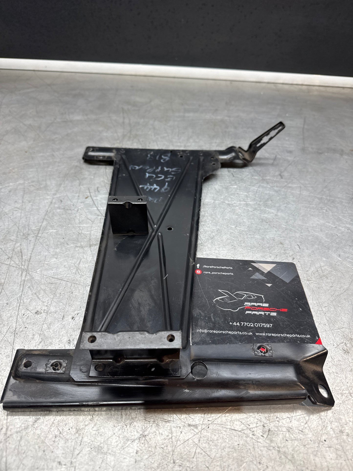 Porsche 944 S2 Turbo ECU bracket, 85.5 onwards 2.5 N/A 94555104902 RHD used