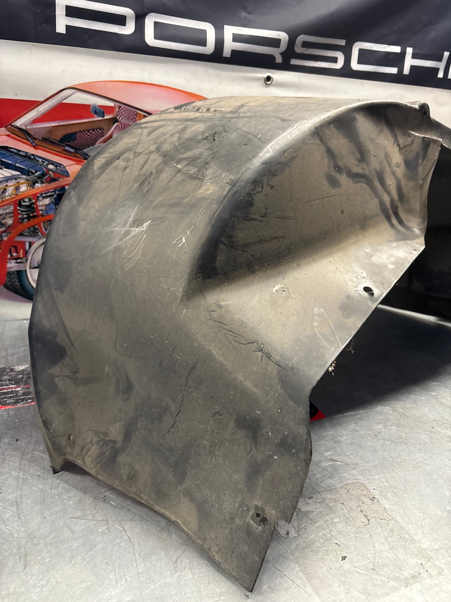 Porsche 928 wheel arch liner Left 92850438105 Used