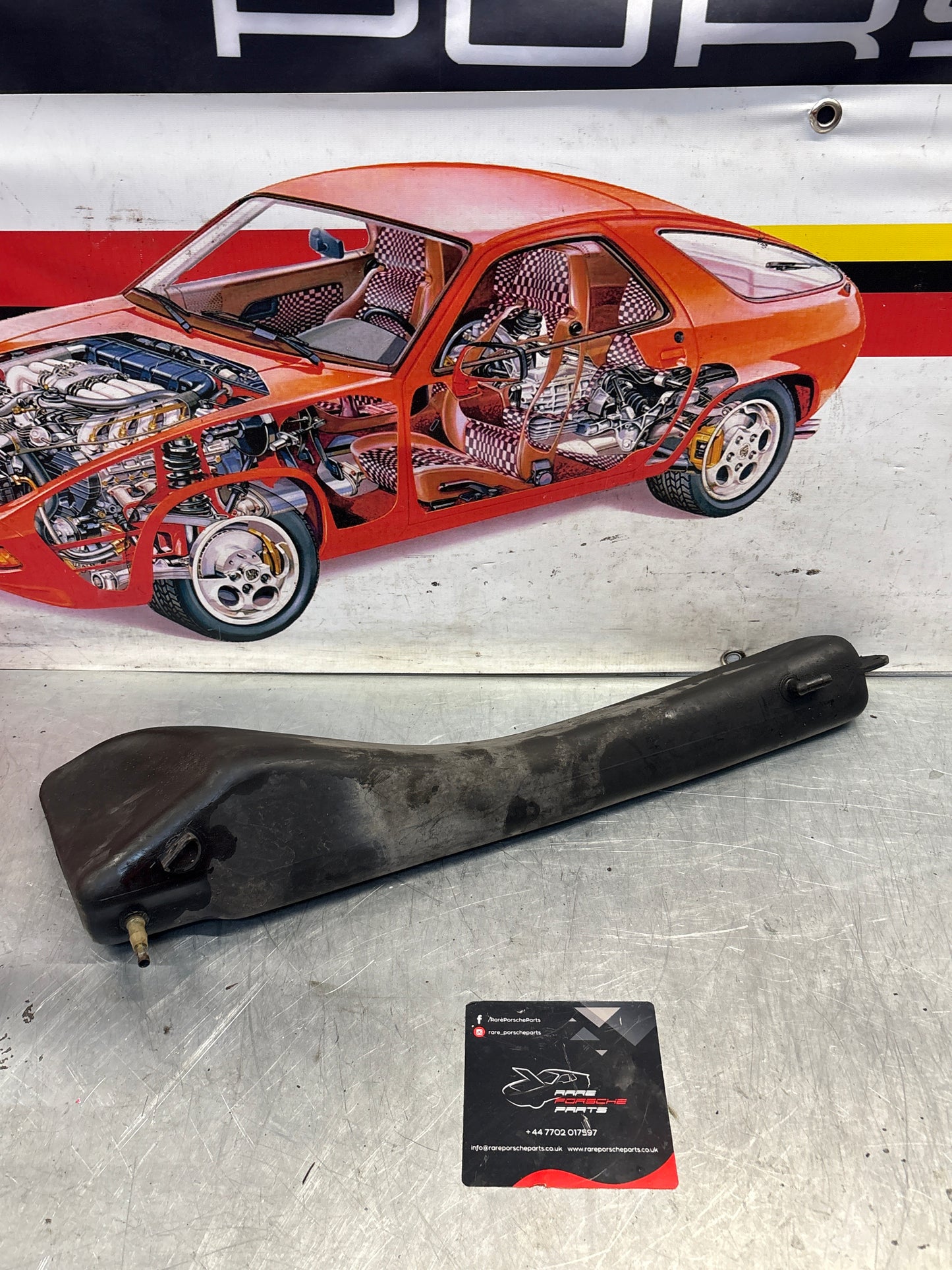 Porsche 928 S4 reservoir, used 92820101305