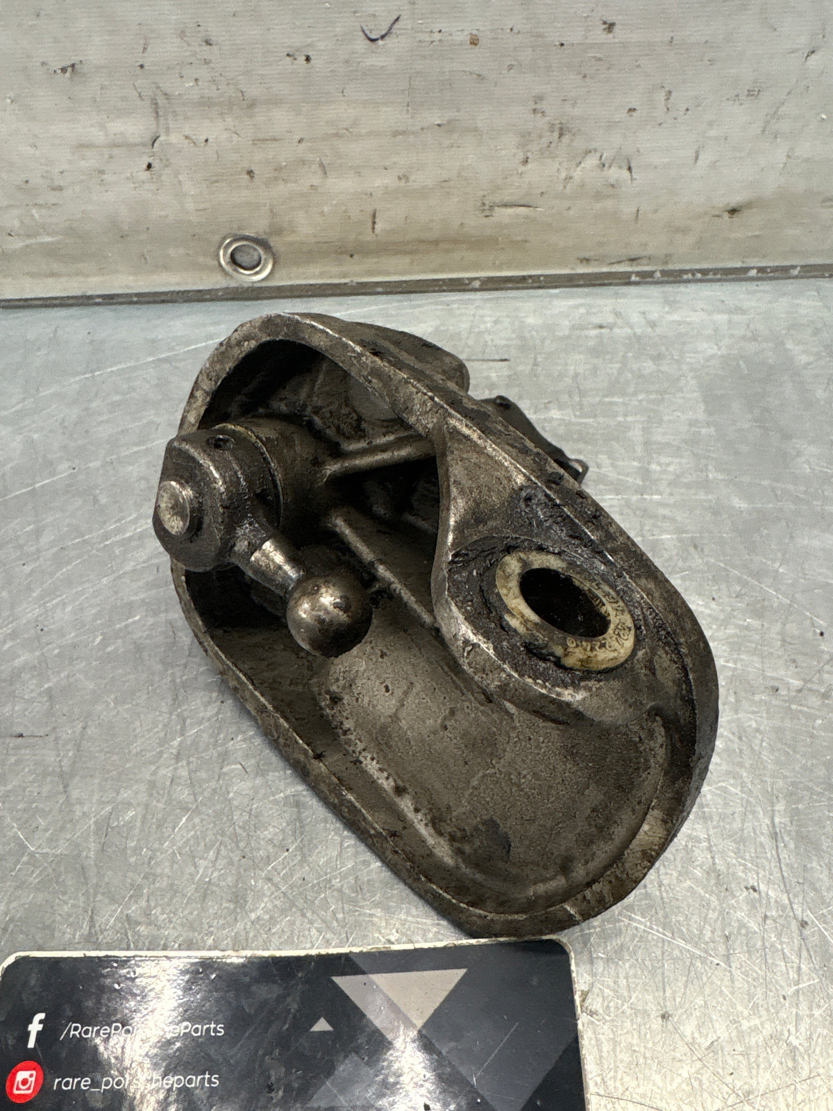 Porsche 914 shift rod housing, used 91430312701 / 91430312900 / 91430311700