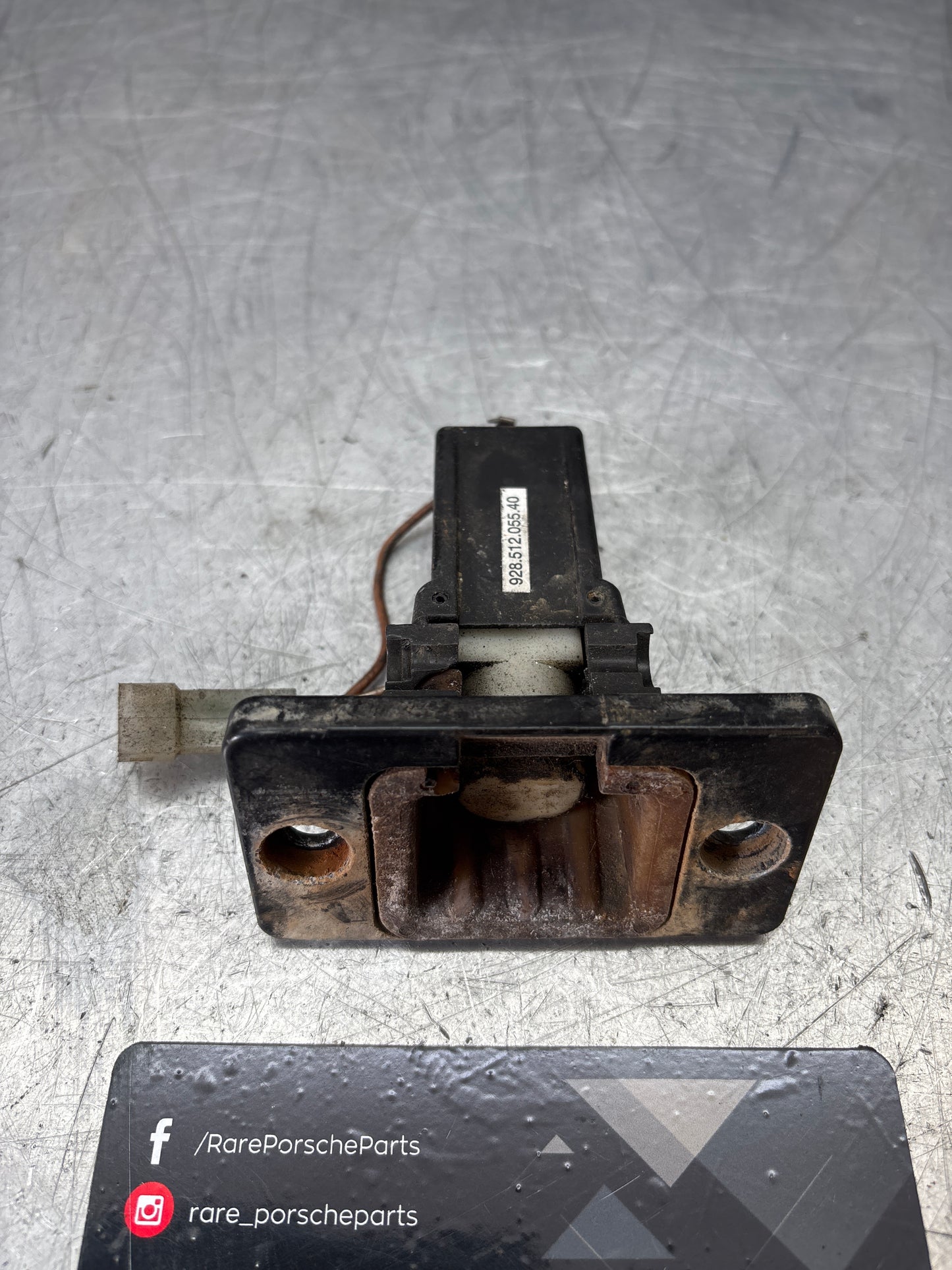 Porsche 928 rear boot lock receiver, 92851205540, used
