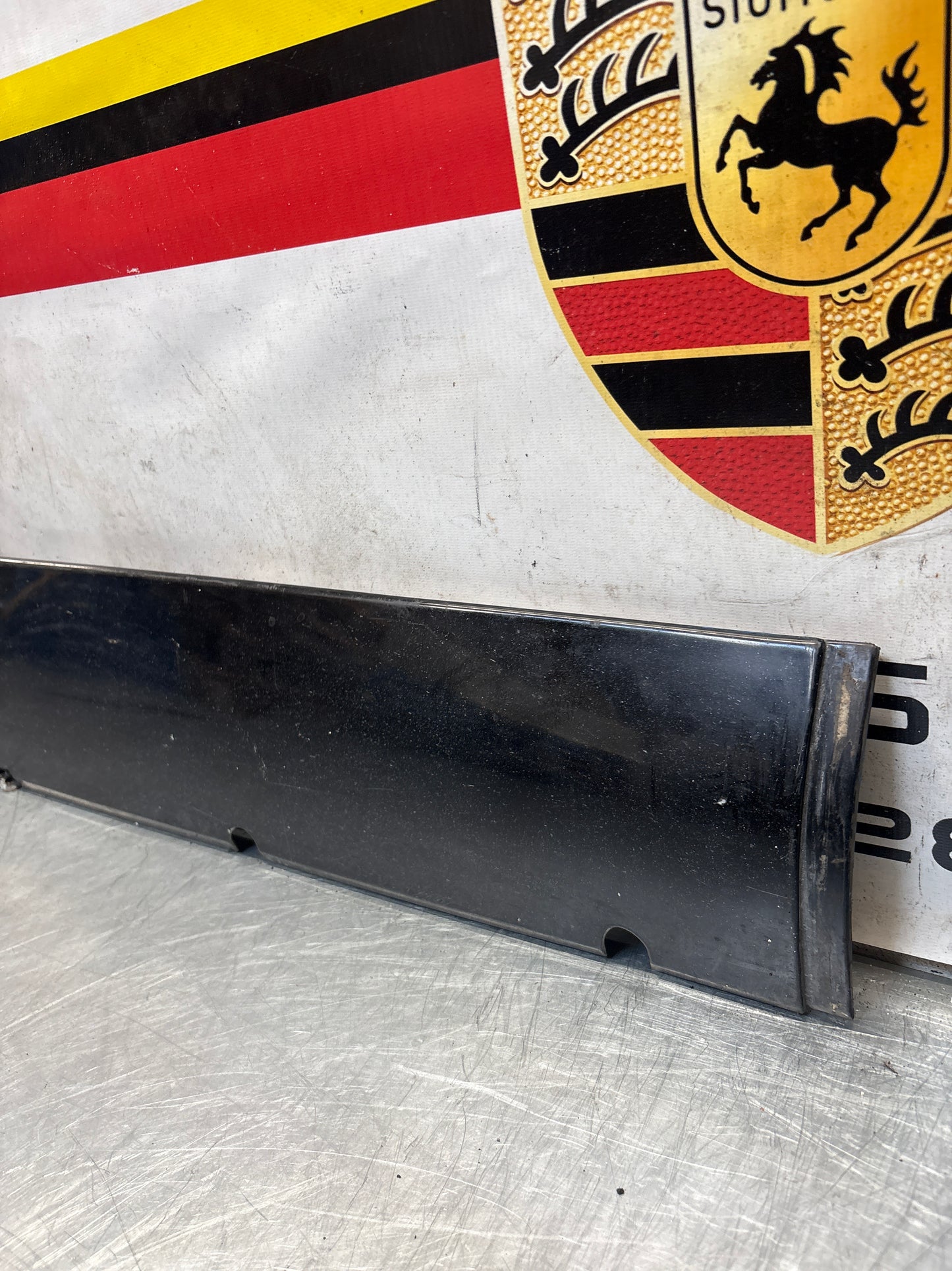 Porsche 928 S4 right sill cover, used 92855908602