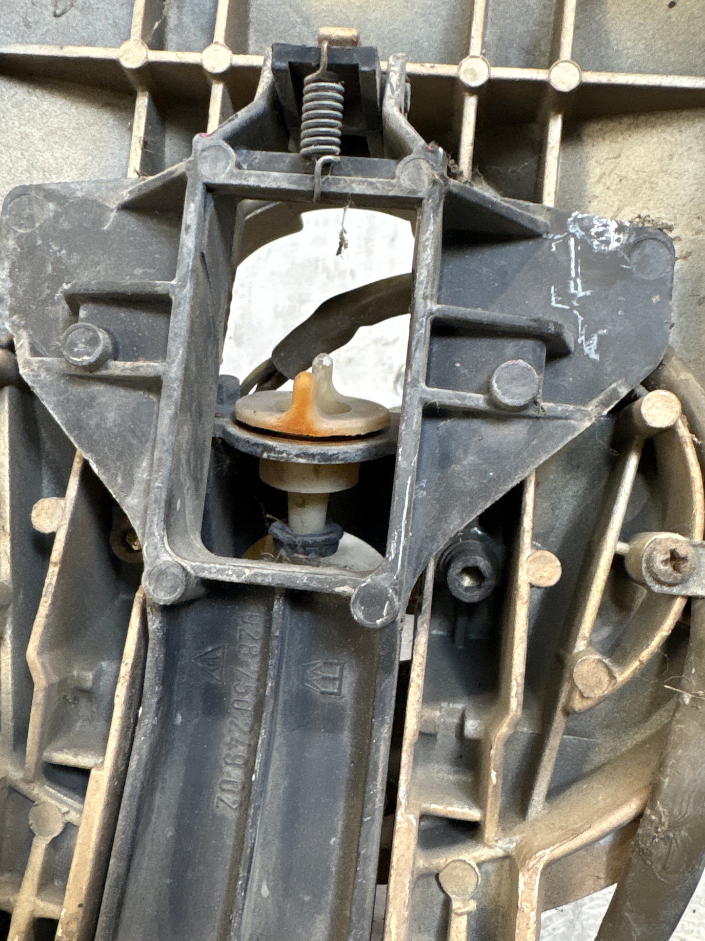 Porsche 928 right headlight swivel frame without bearing 92875024902 92875024302 used