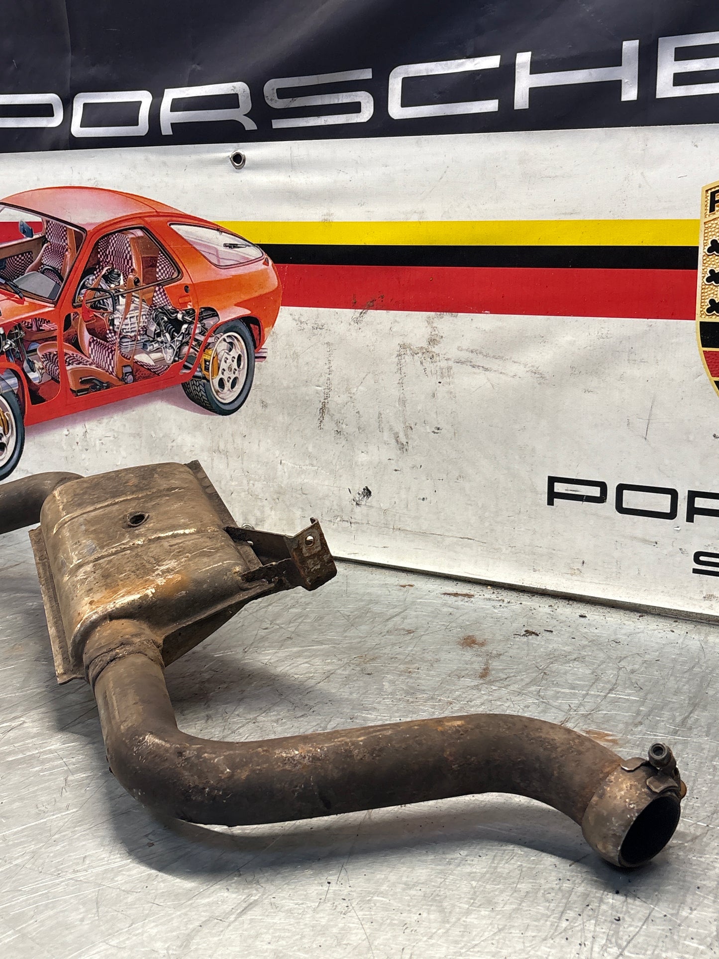 Porsche 928 S4 left middle silencer, used 92811109303