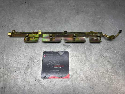 Porsche 928 S fuel rail, right, refurbished 92811008011