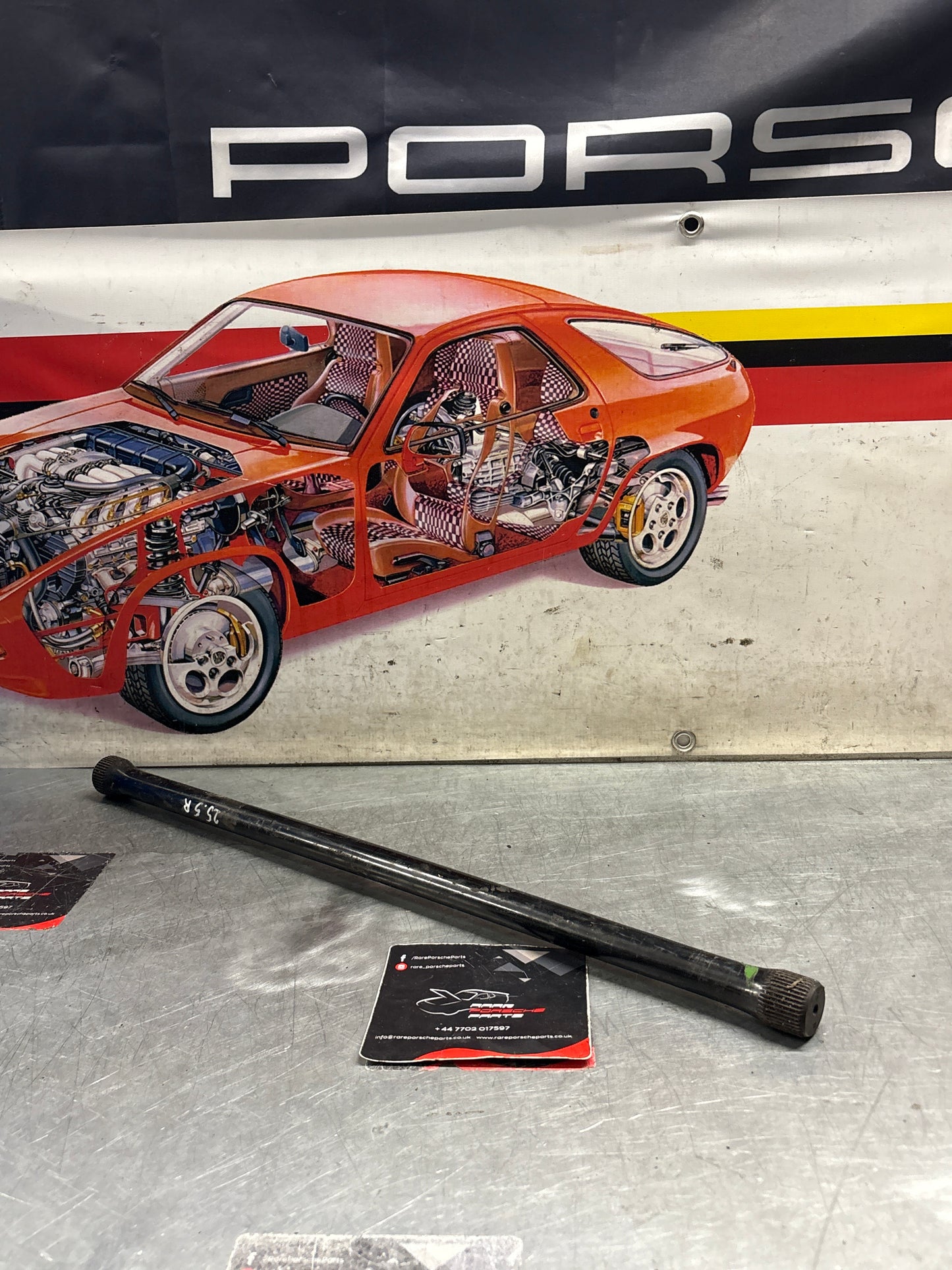 Porsche 944 Turbo rear right Torsion bar, used 95133310430 25,5mm
