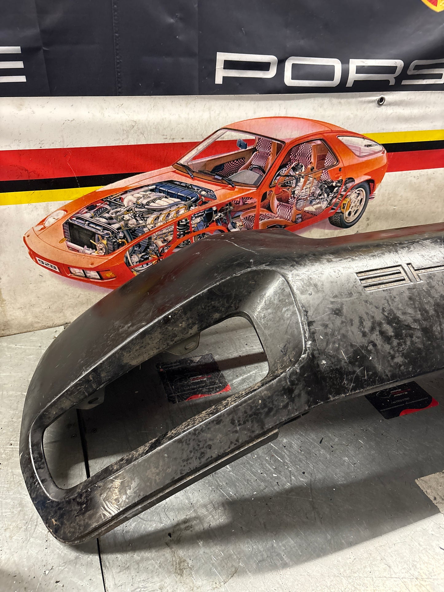 Porsche 928S rear bumper, used 92850502303 / 474181