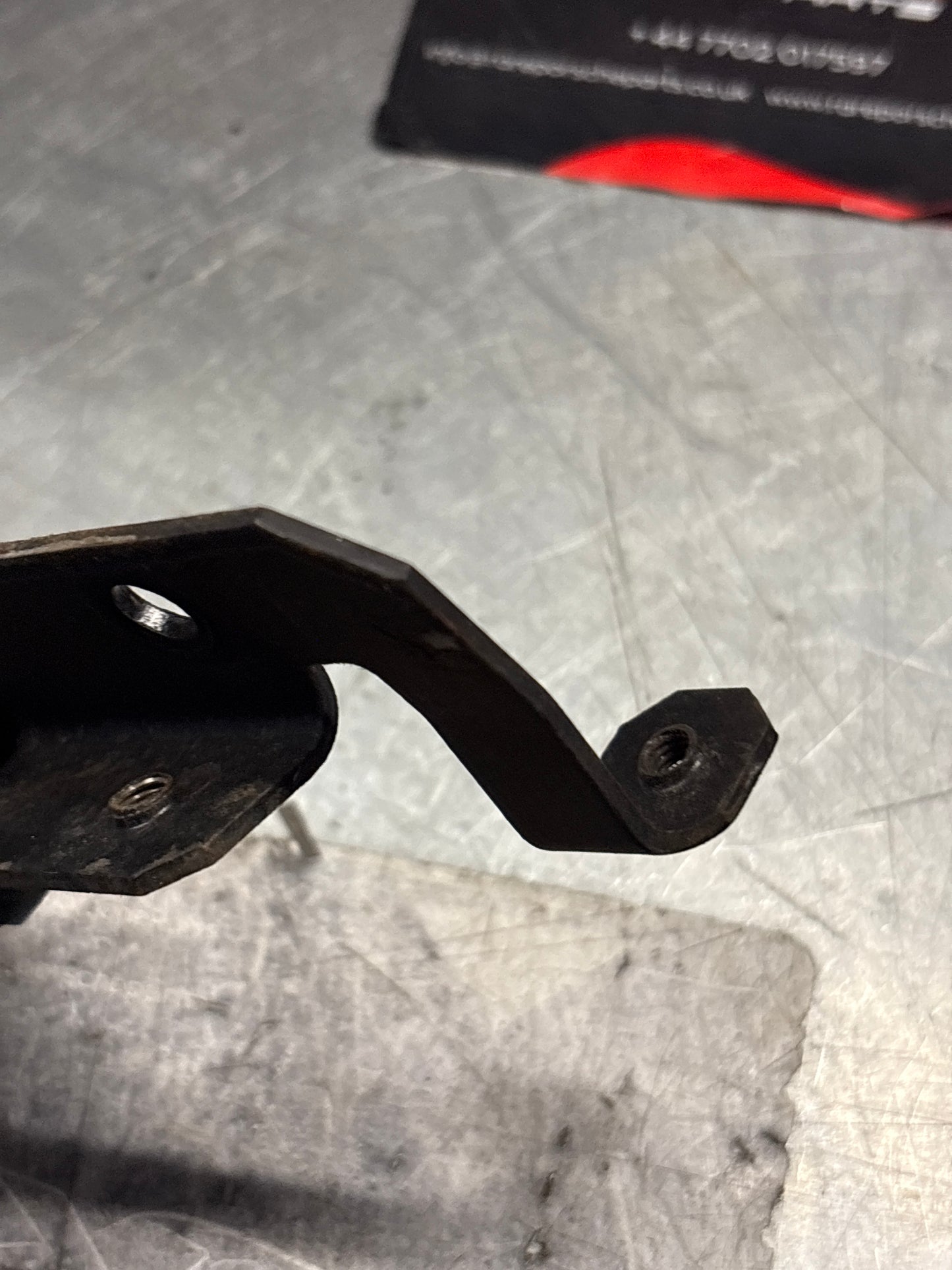 Porsche 944 air regulator bracket, used 94411018102