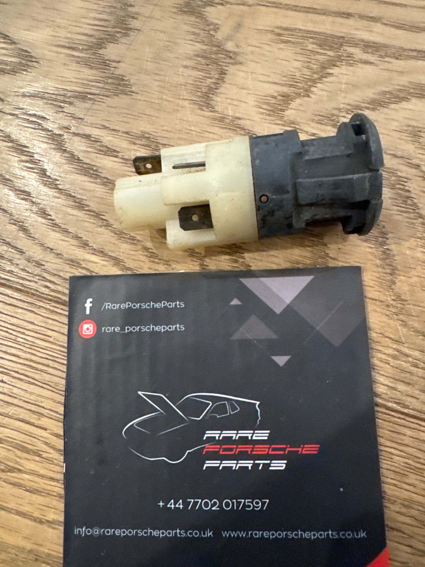 Porsche 928 Trip Odometer switch, used 92861312500