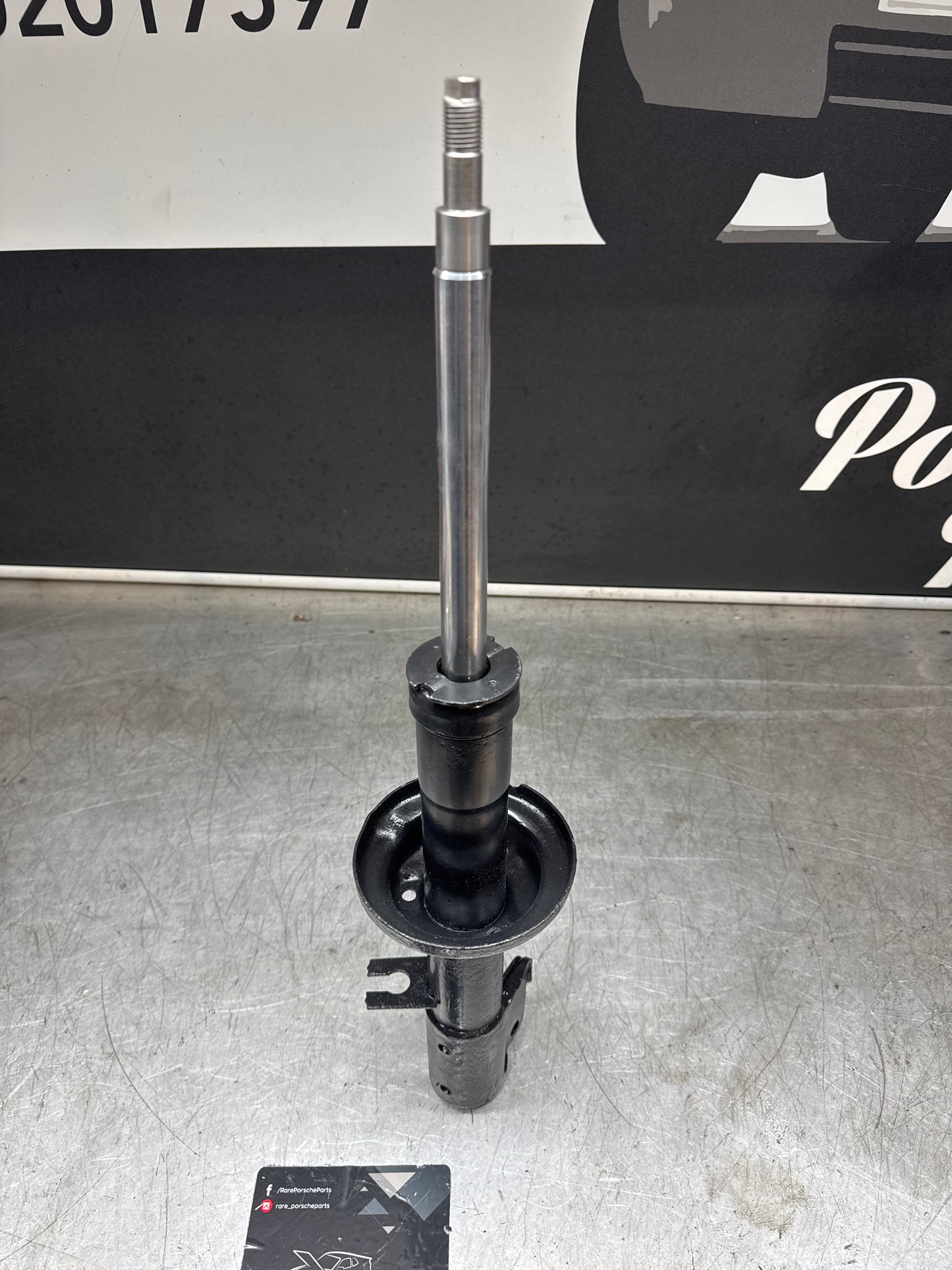Porsche 924/ Early 944 Refurbished Front struts Pair. 477412031F/ 477412032F