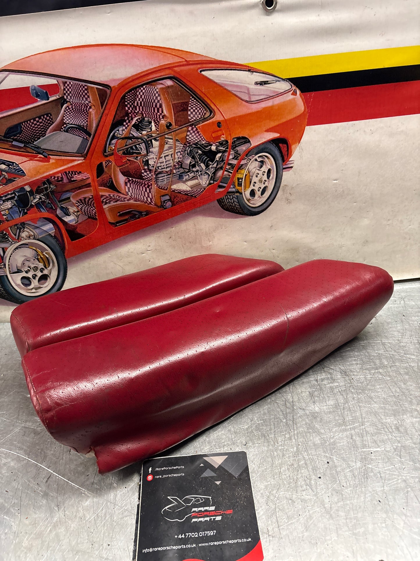 Porsche 928 rear left seat cushion, can-can red , leather, used 92852205951