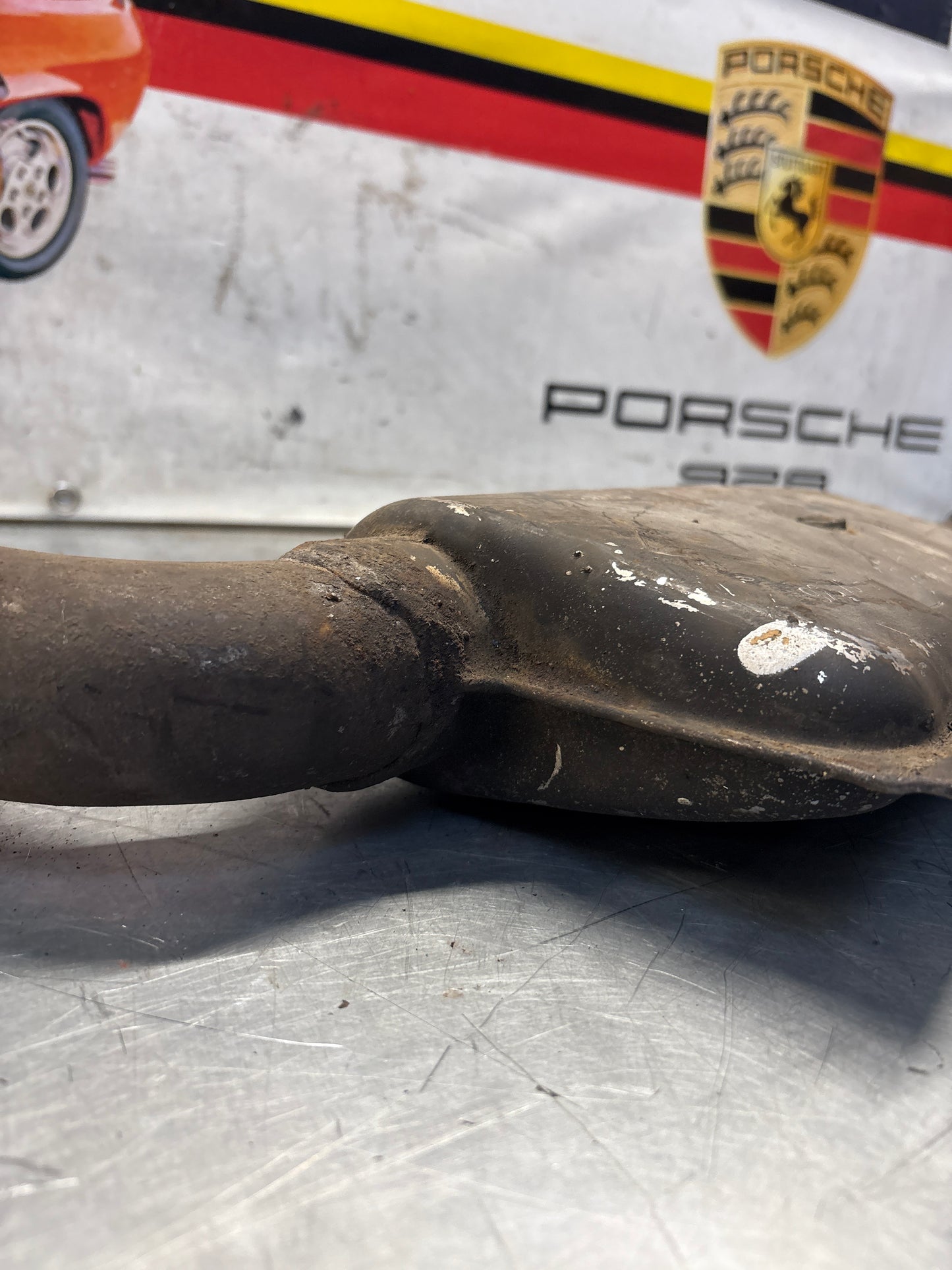 Porsche 928 S4 left middle silencer, used 92811109303