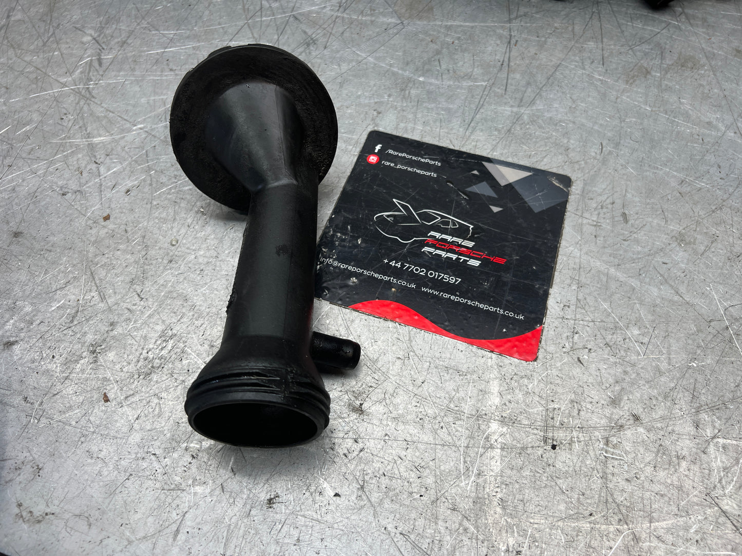 Porsche 944 2.5 Oil filler neck / separator 94410718200 used