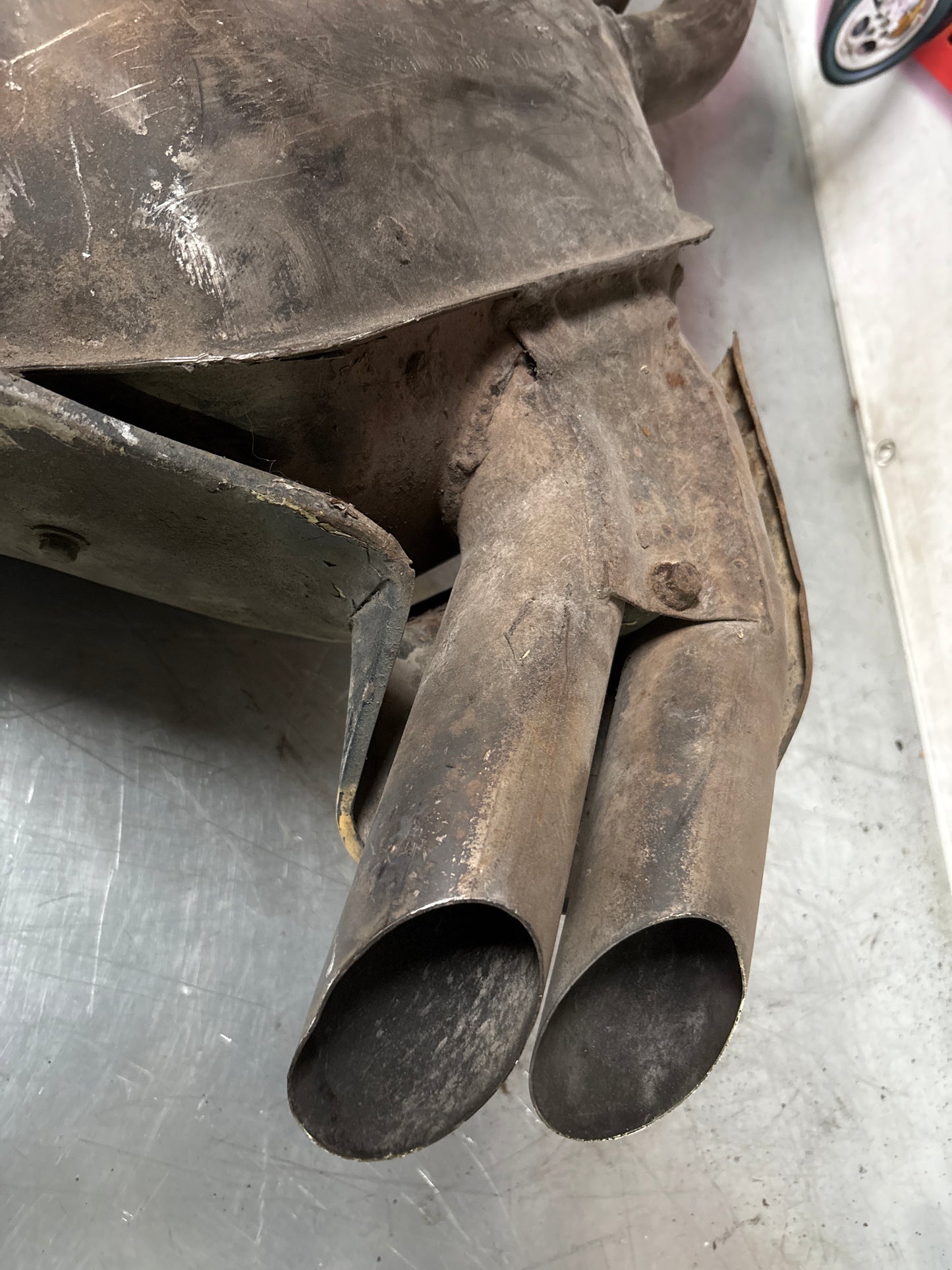 Porsche 928 main exhaust muffler, used 92811193300