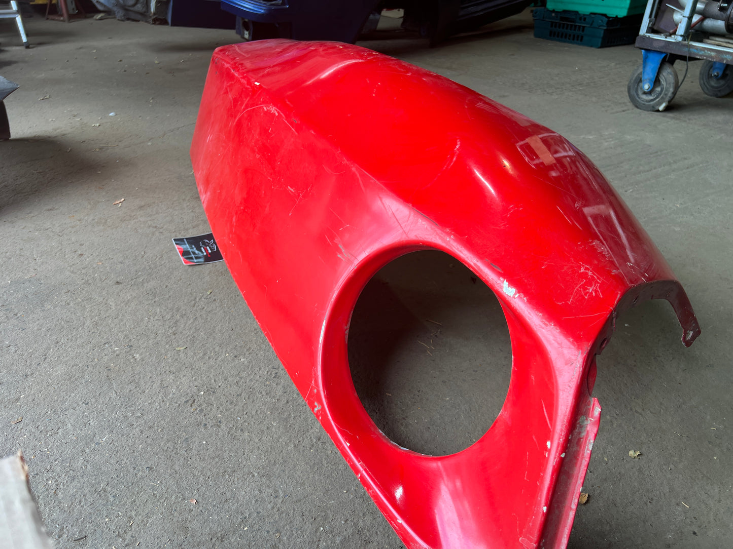 Porsche 928 -87 front left wing, 92850301103 used