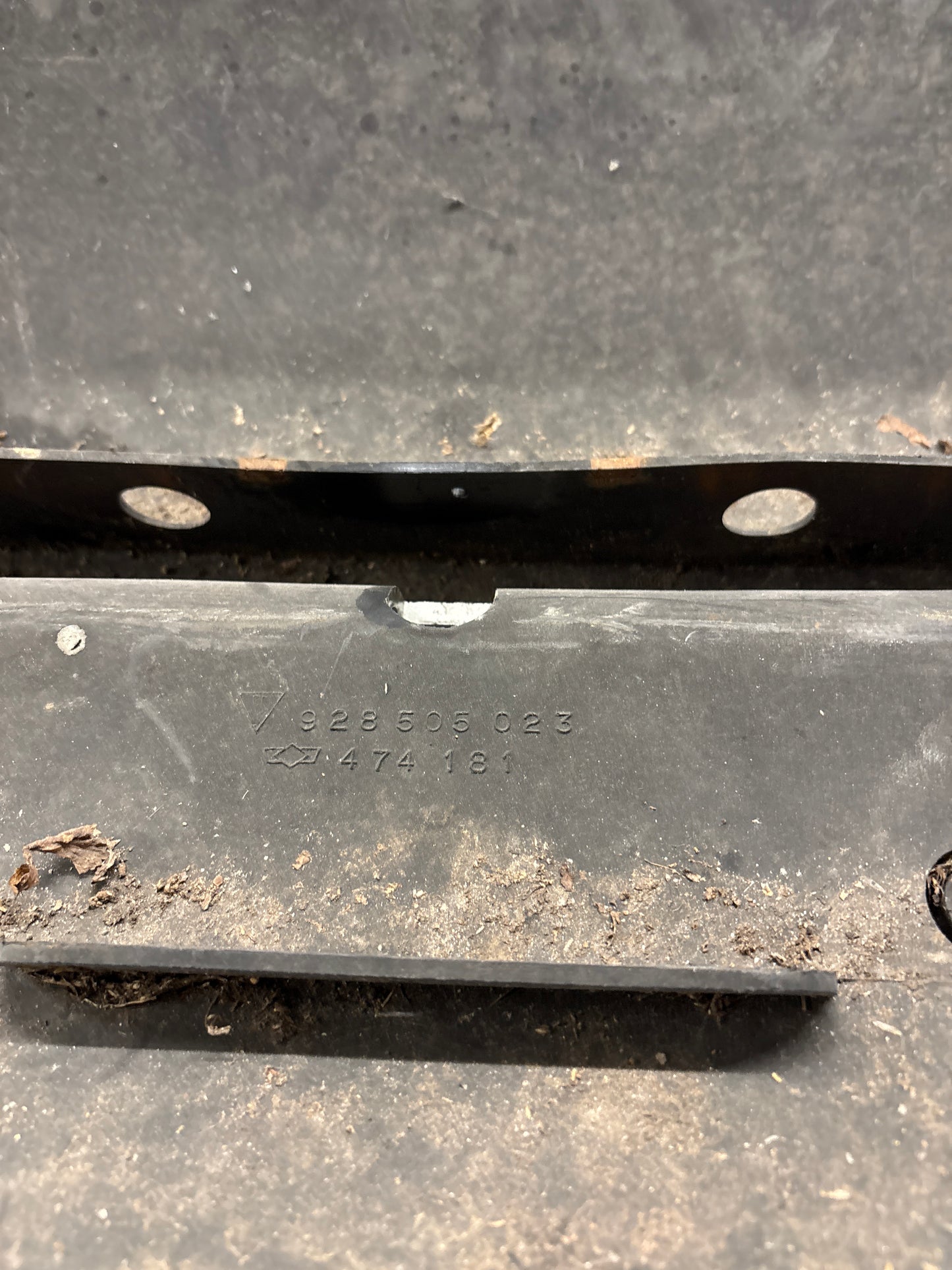 Porsche 928 rear bumper, used 928505023