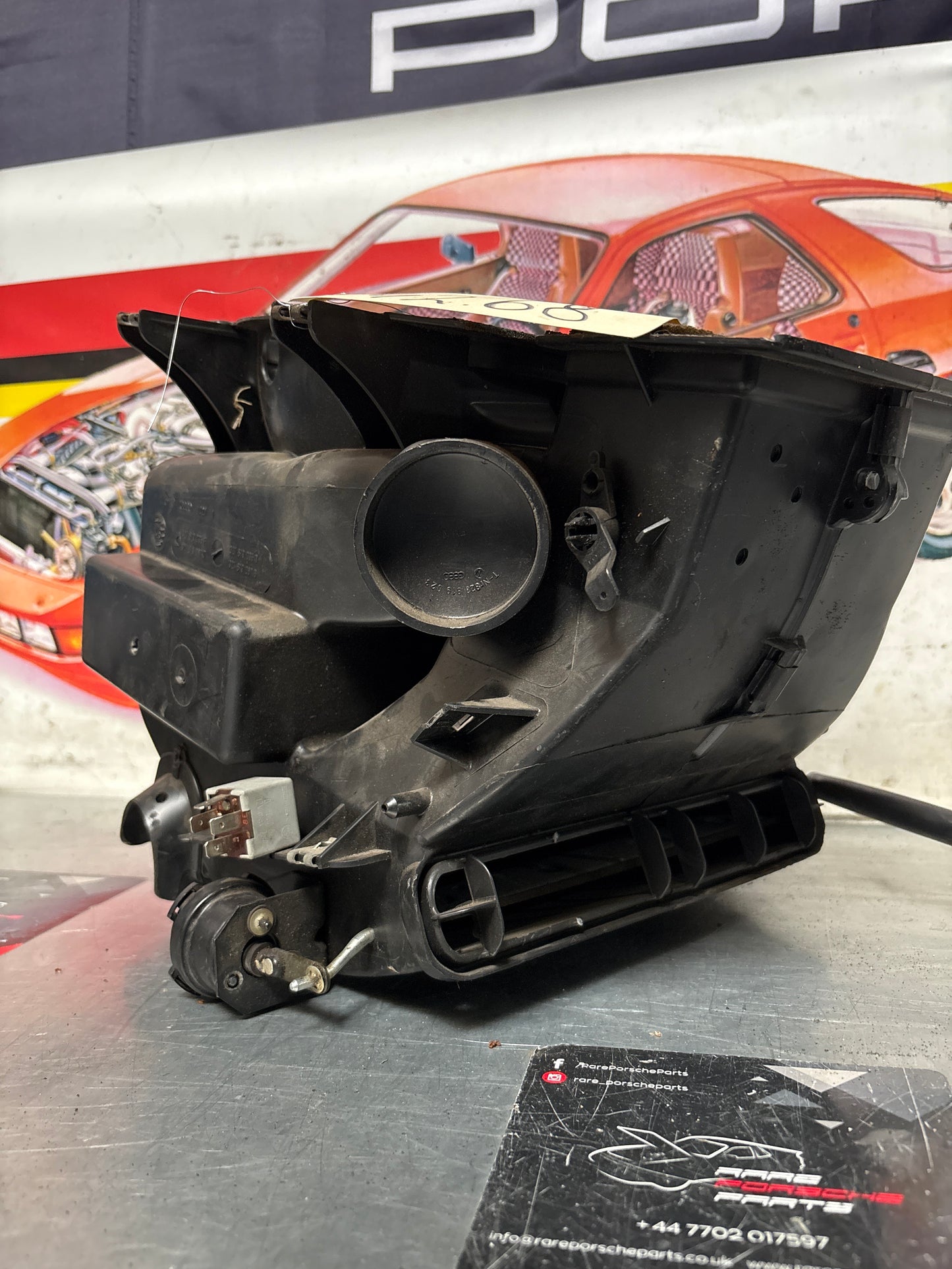 Porsche 924 80-85 944 82-85.5 heater blower fan assembly, complete 321819096 / 321819088 / 321819087 / 321819095 used