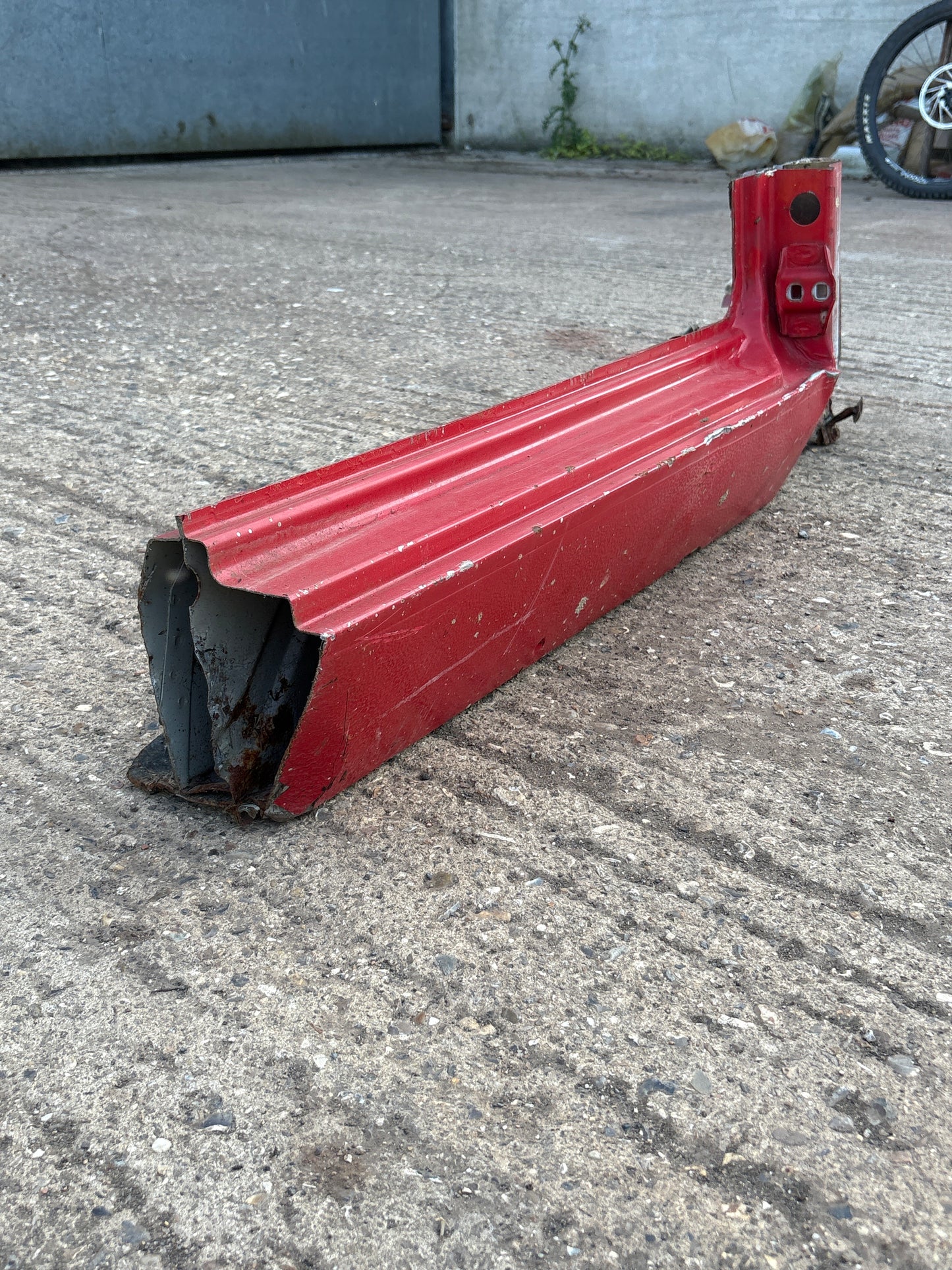 Porsche 944 right sill section cut 94450361200