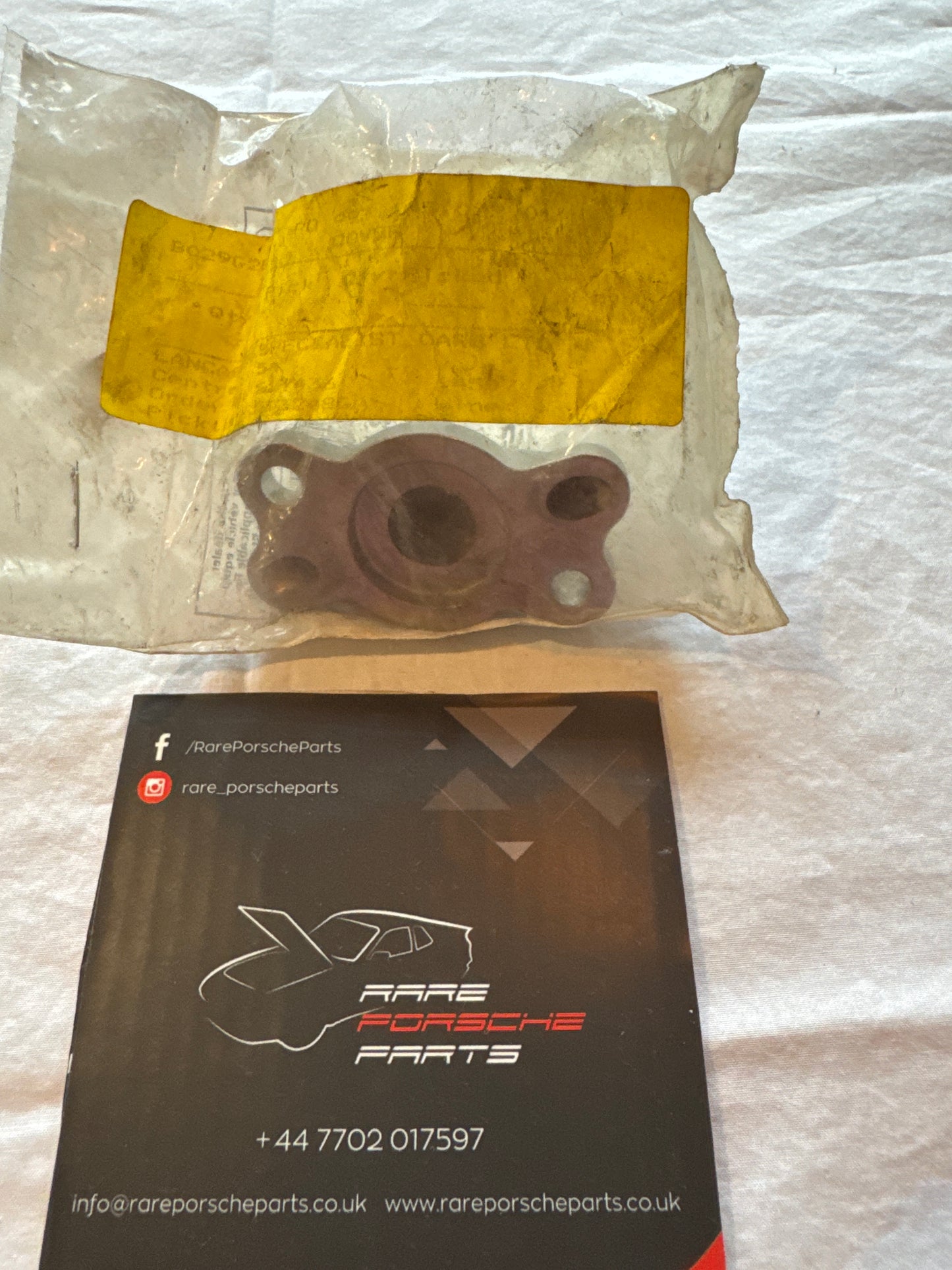 Porsche 993 timing chain adjuster cover 99310502201 NOS