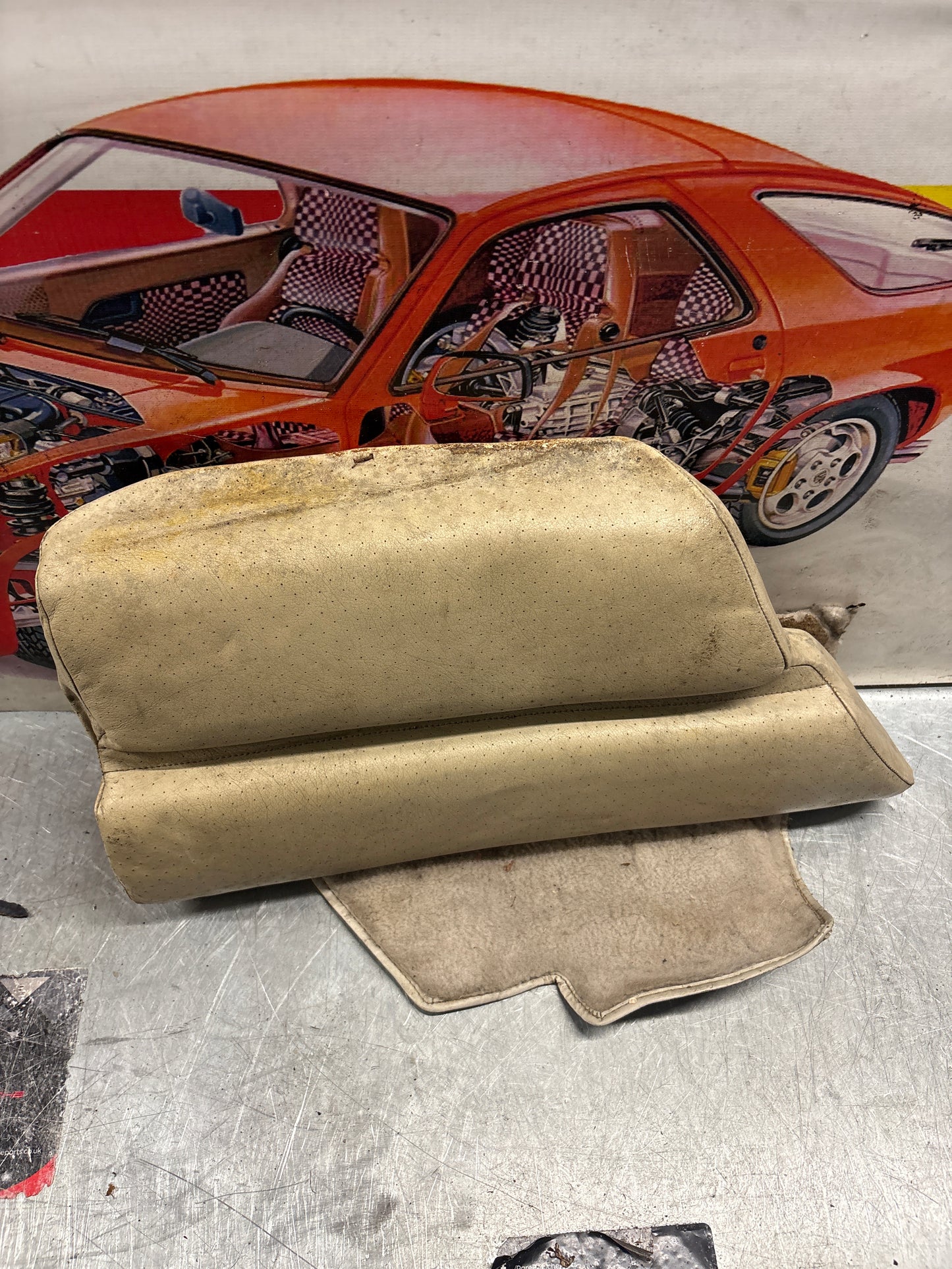 Porsche 928 rear left seat cushion, blue, leather, used 92852205951