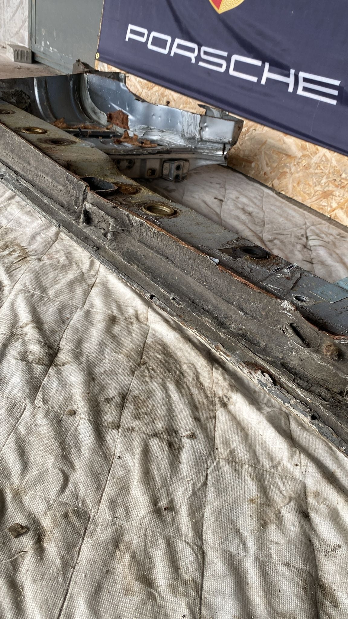 Porsche 924 Right Sill section, 477809848B cut