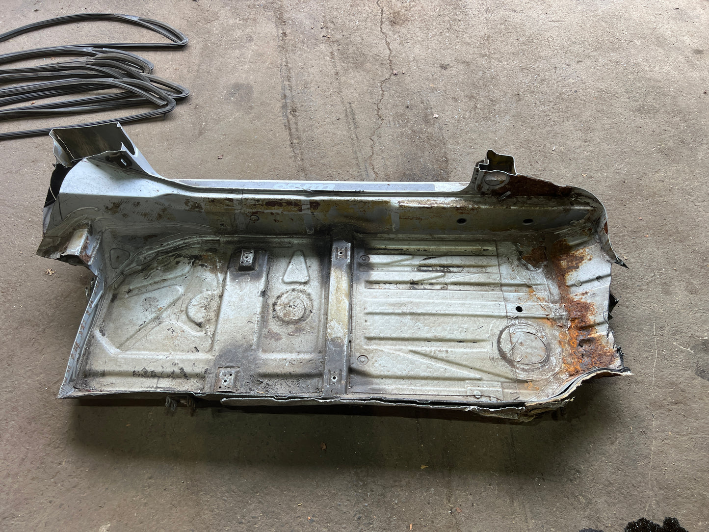 Porsche 924 Turbo RHD left floor pan section with sill 94450150100