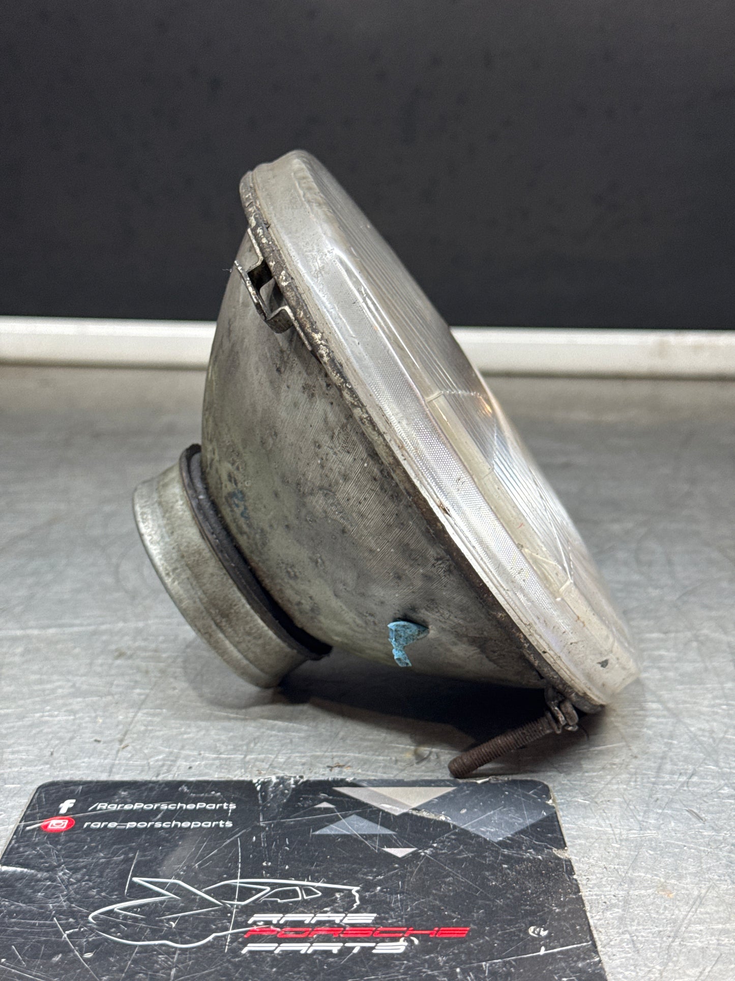 Porsche 924 / 944 Hella H4 headlight, used 477941771 / 201116560 / 1L800306069