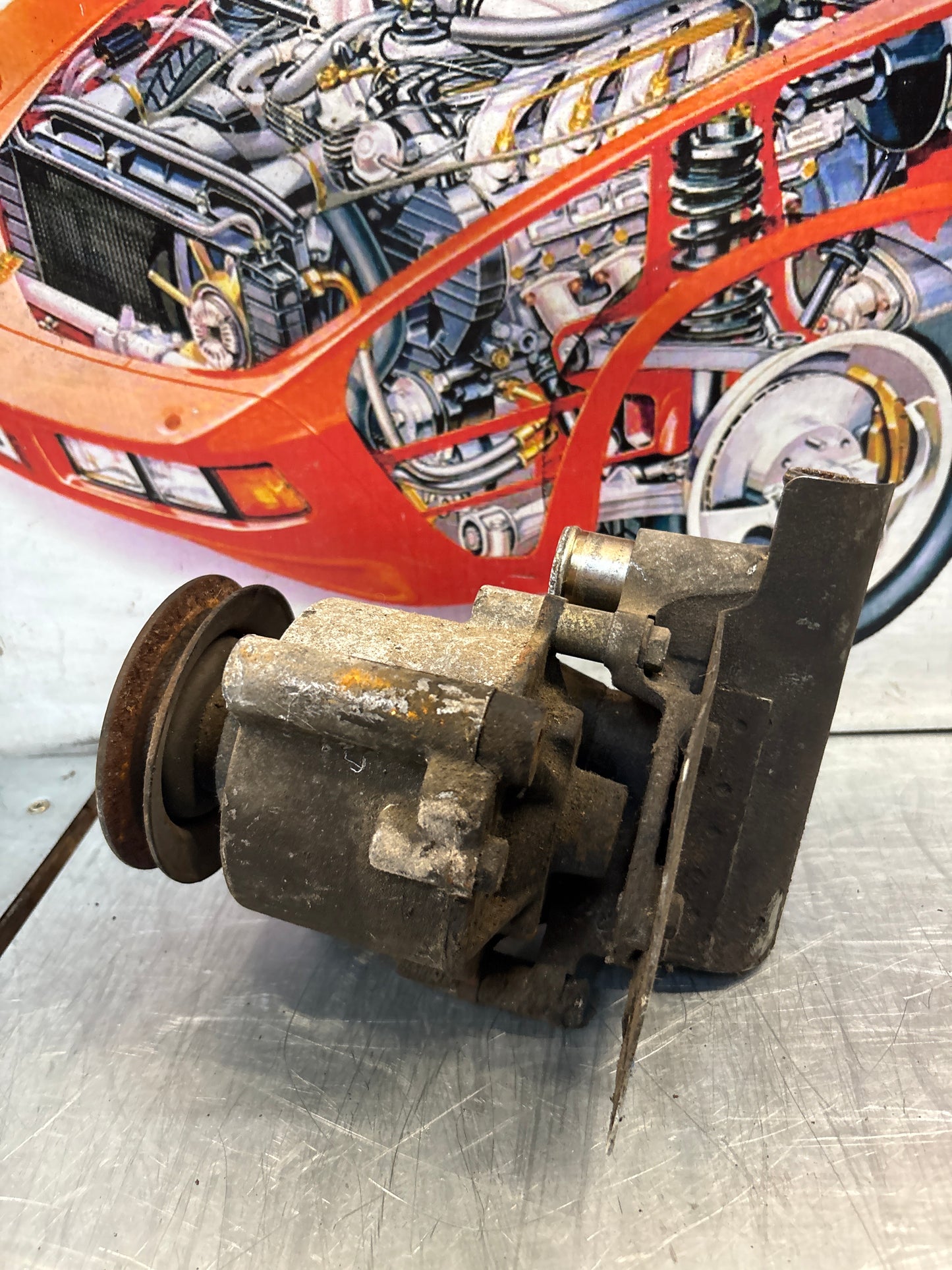 Porsche 928 air pump, used 92811310904