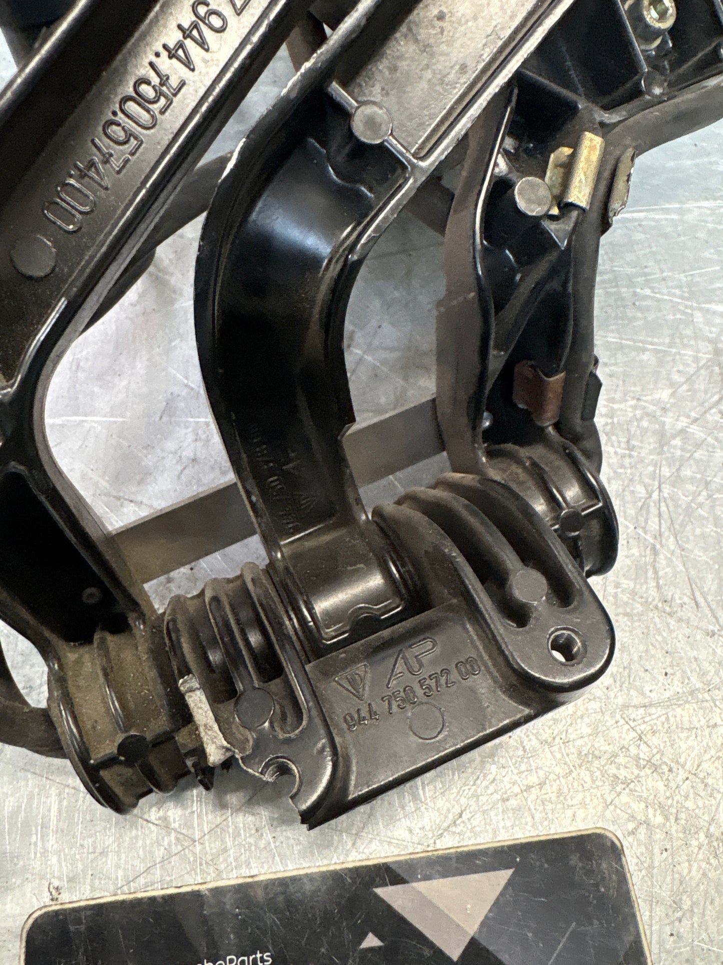 Porsche 968 right headlight swivel frame, for spares or repair 94475057200 / 94475057400 / 94475037800
