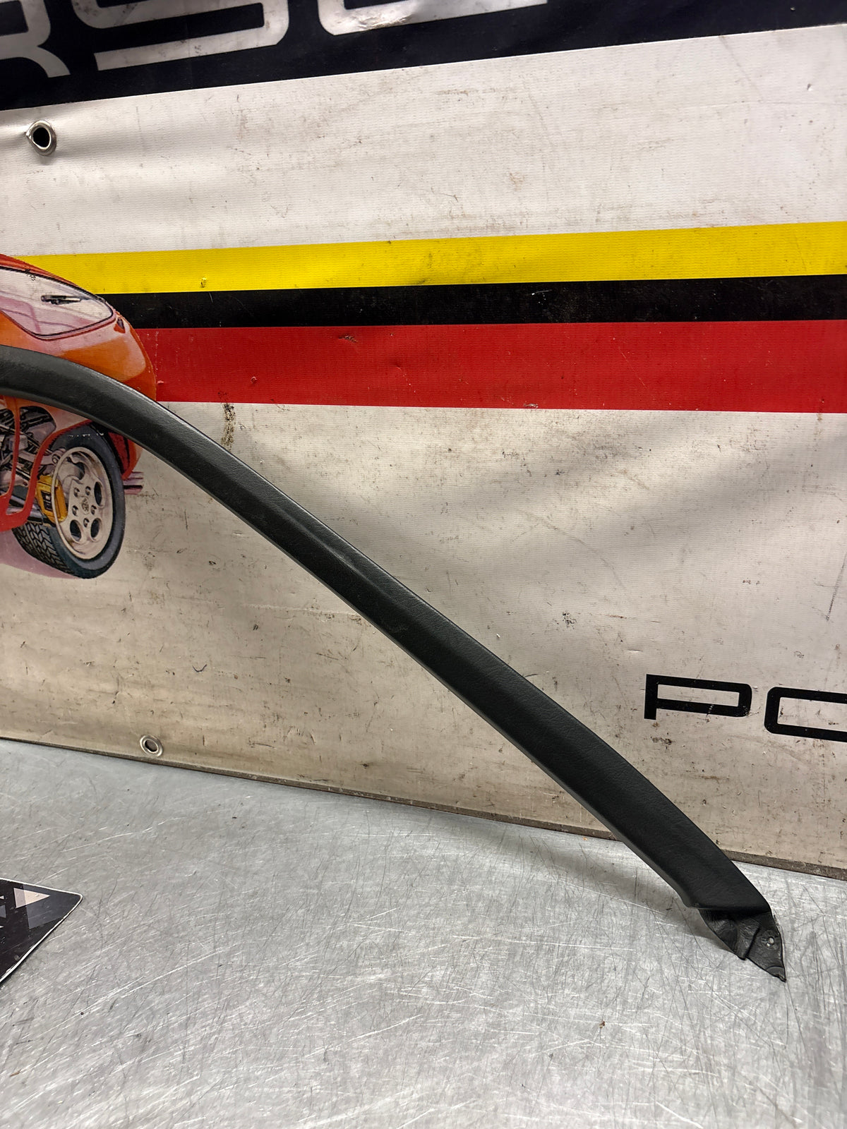 Porsche 928 left, off side door upper frame surround trim, green 92855502502, used