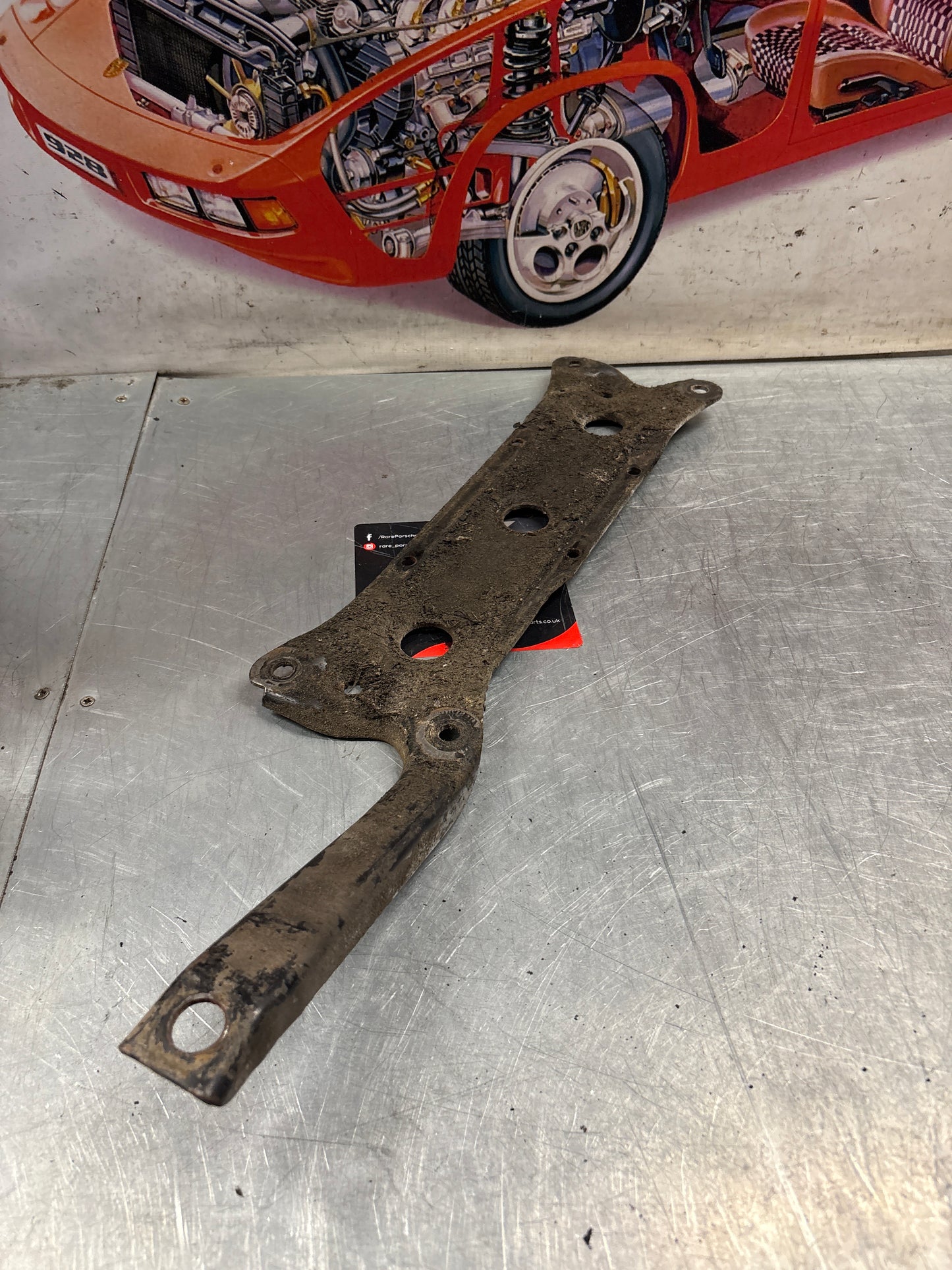 Porsche 928 protective plate LHD 92837501900