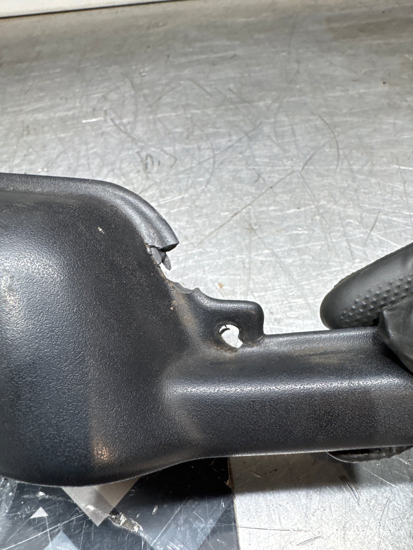 Porsche 964 / 944 / 928 seat trim cover, damaged 92852176005