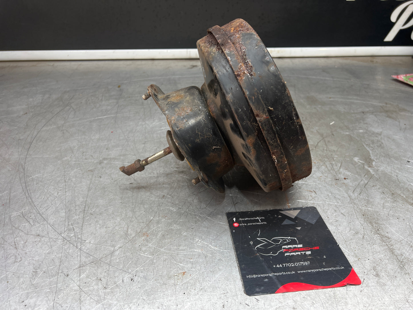 Porsche 944 brake booster, used 94435502502