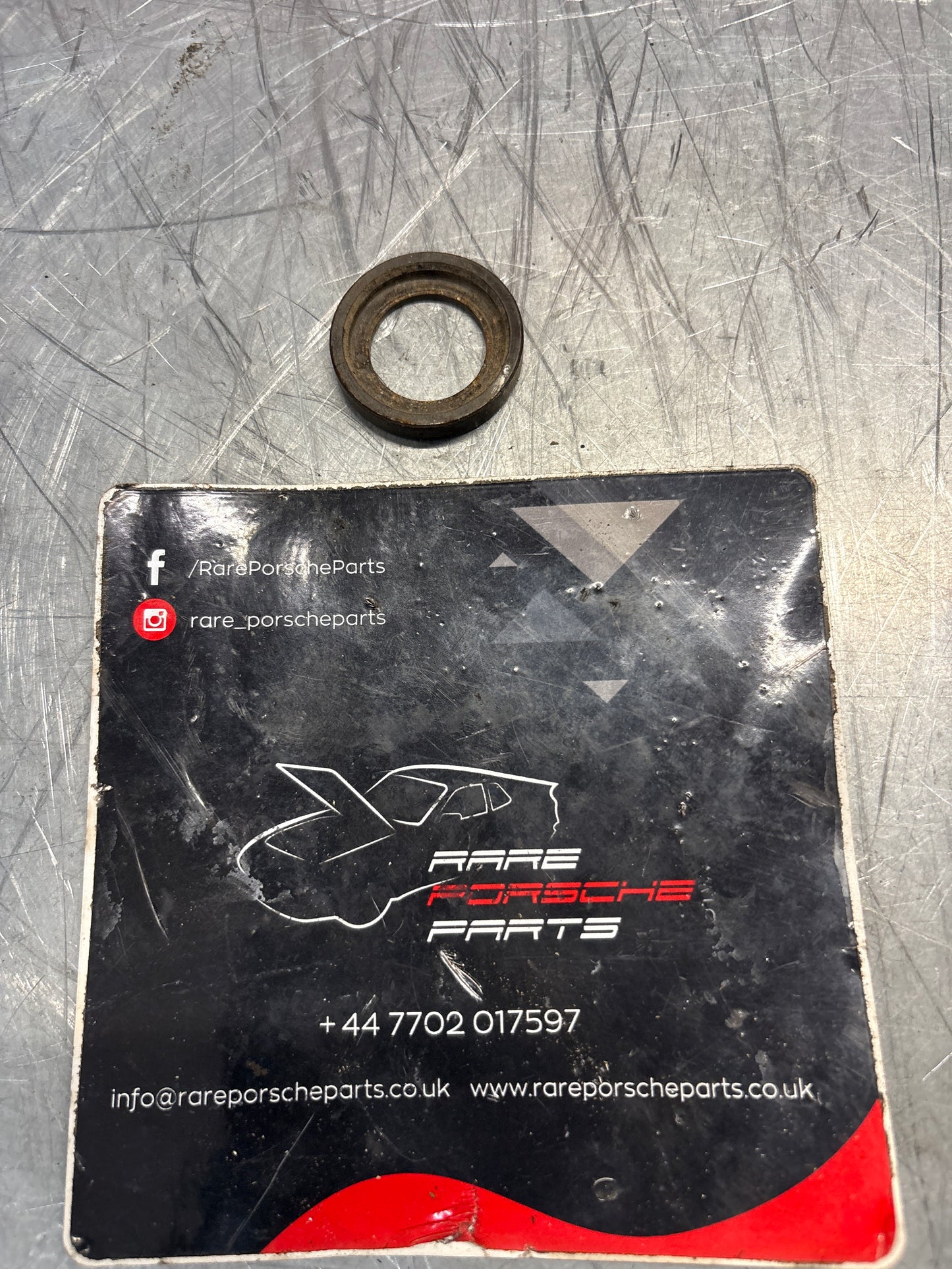 Porsche 928 central tube bushing, used 92242125700