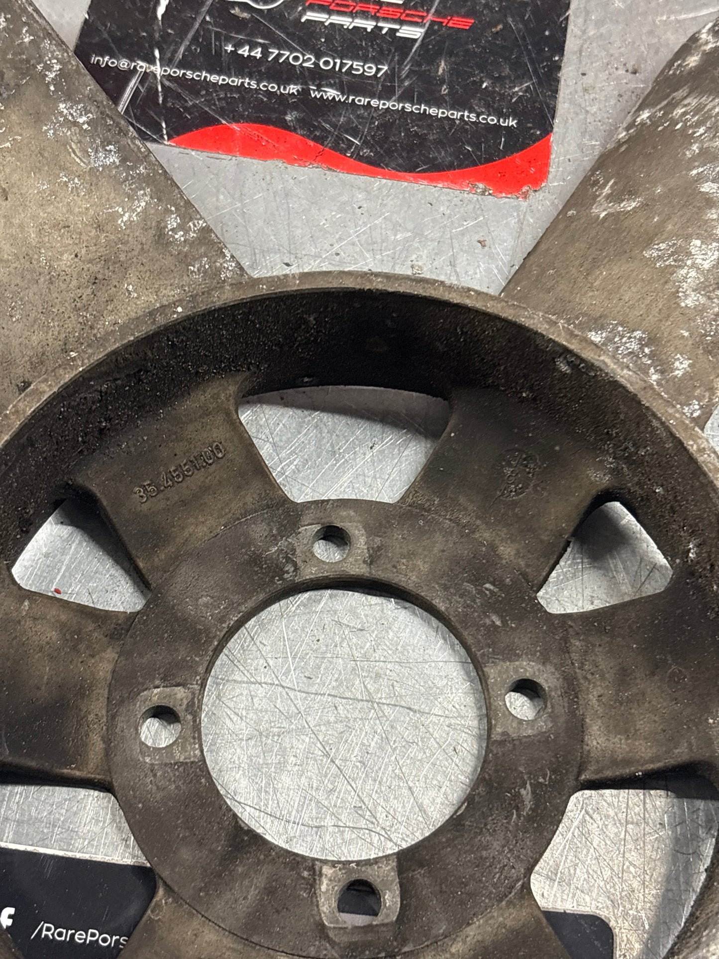 Porsche 928 early Engine cooling fan used 92810613701 / 1082051006