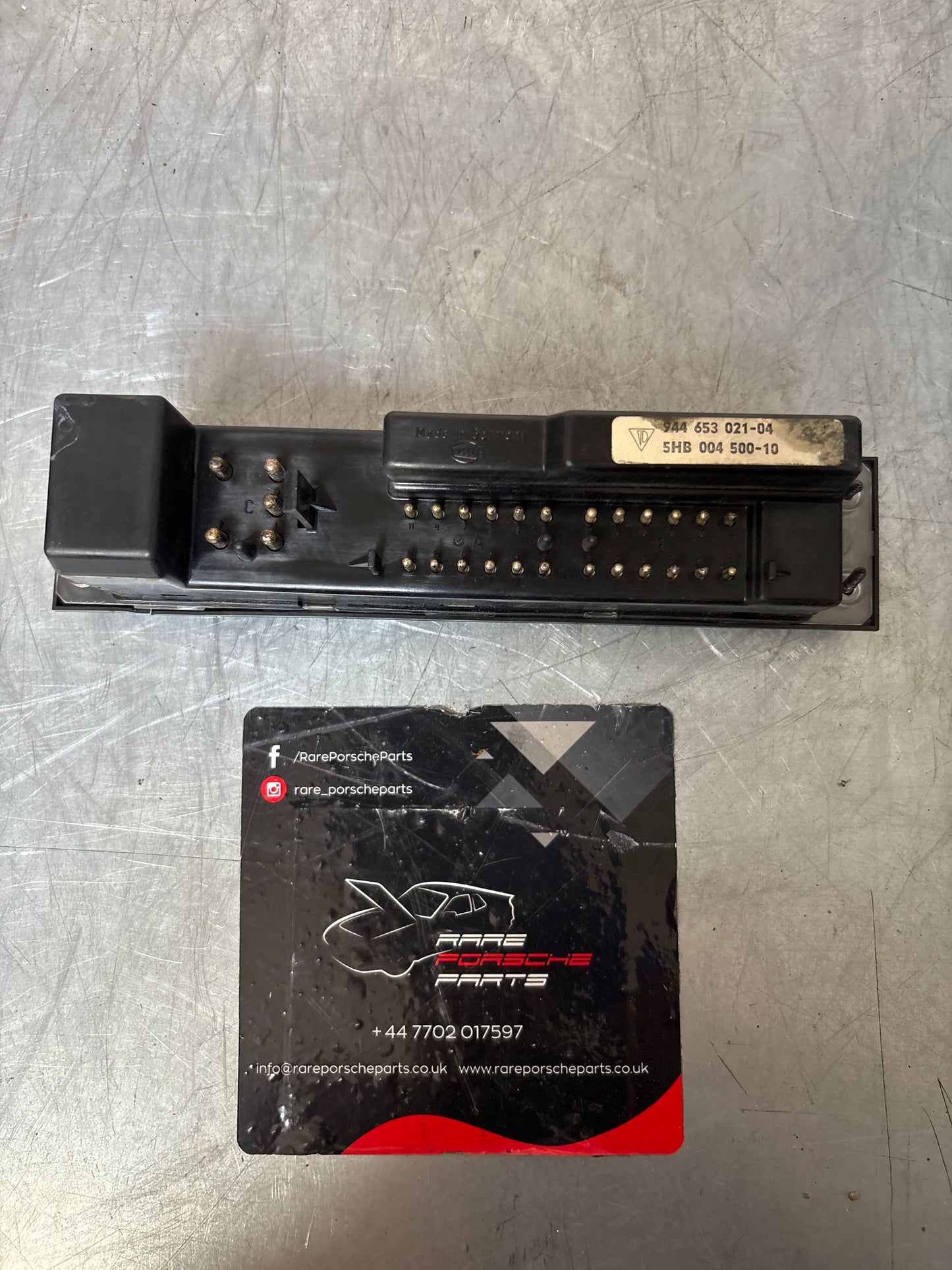 Porsche 944 climate heater control switch unit with air con 86-92 years. 94465302104 used