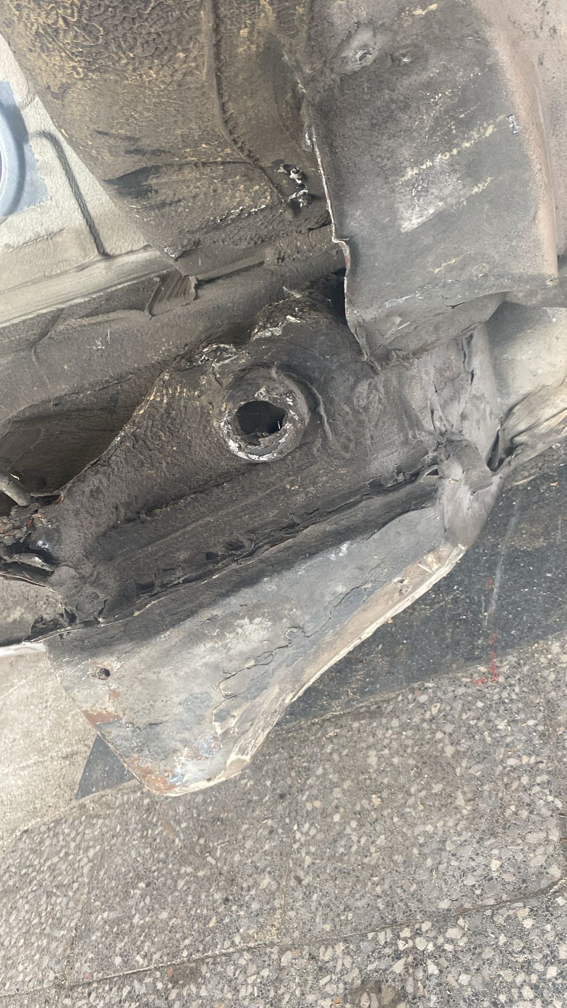 Porsche 944 Right side cut, rear fender 94450390403,