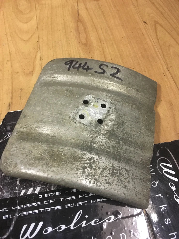 Porsche 968 944 Turbo S S2 - Brake Dust Shield, Cooling Plate 95134159000 used
