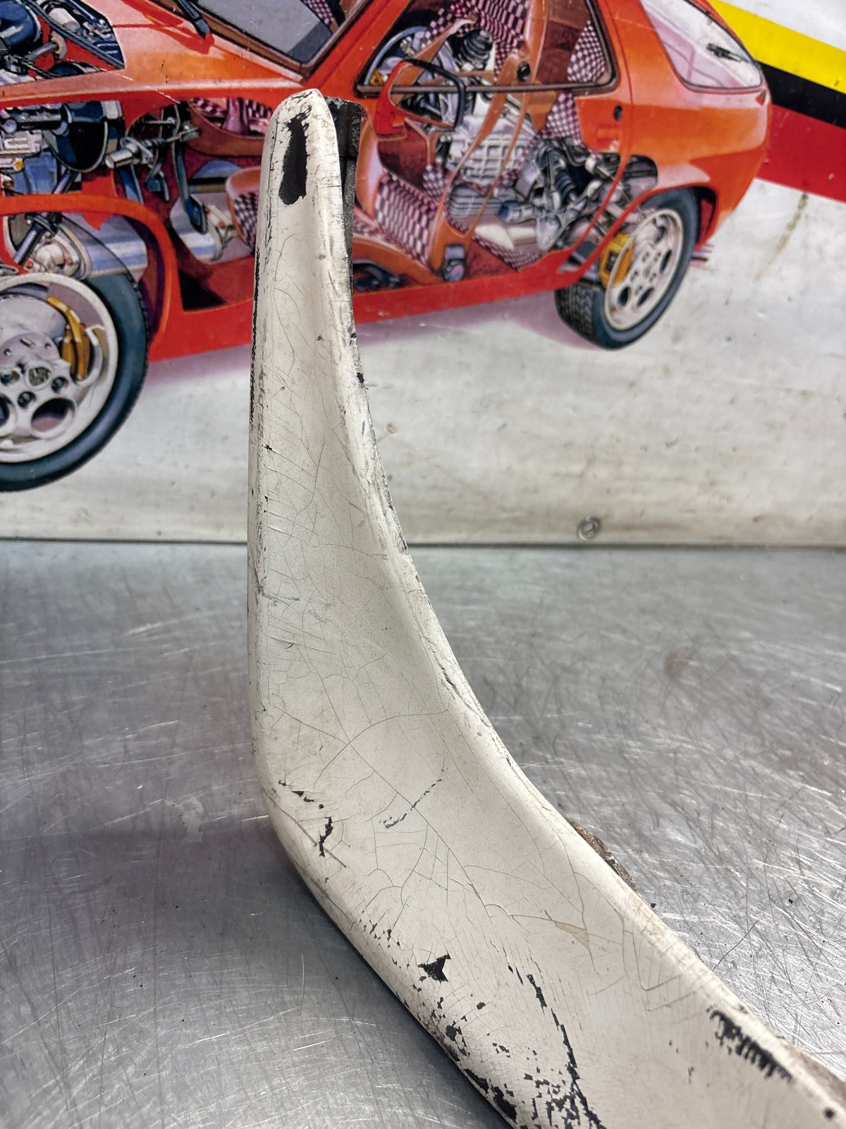 Porsche 928 front spoiler, for spares or repair 92850507103