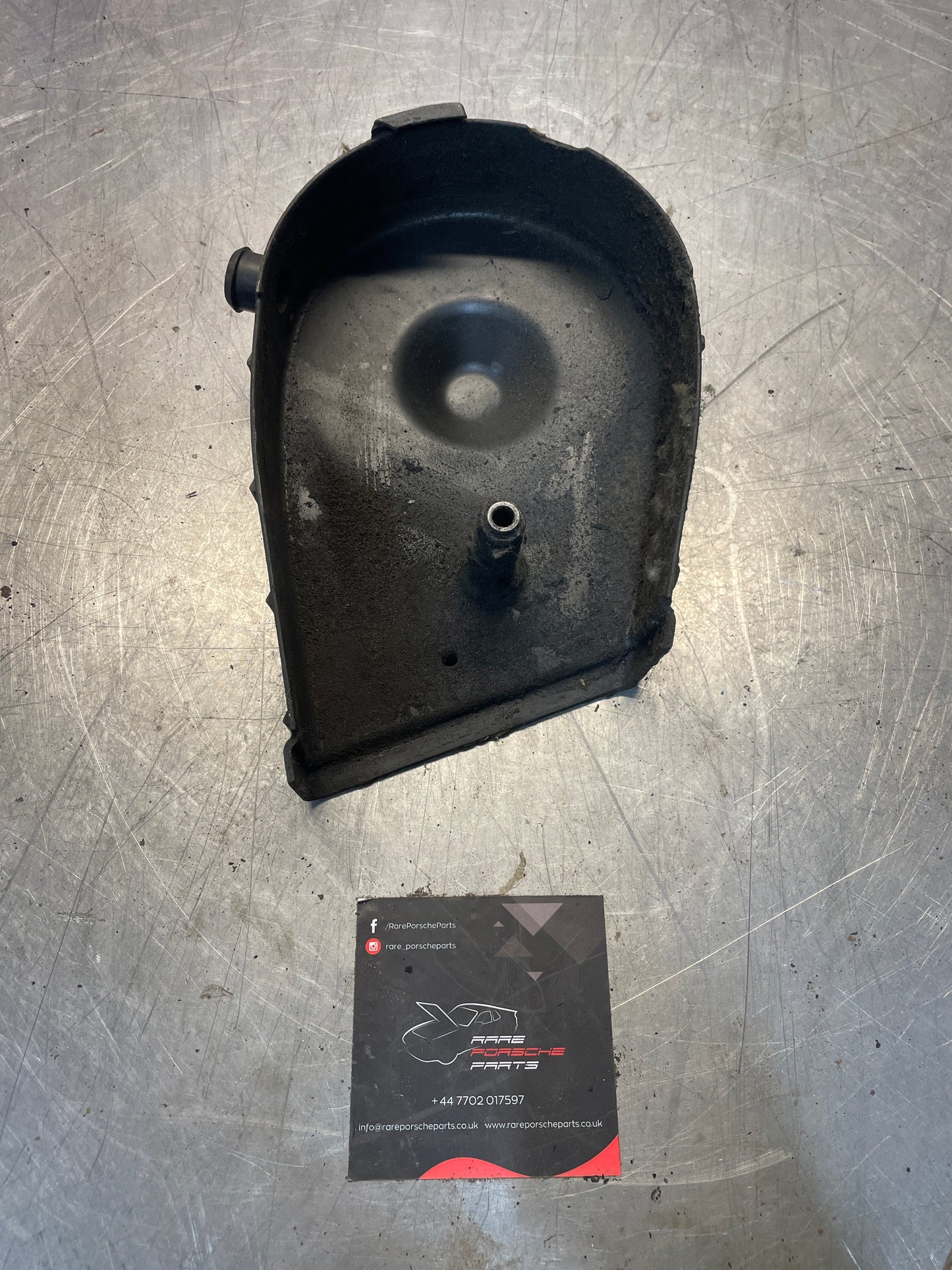 Porsche 928 Timing Belt Cover Surround Housing, used 92810514600