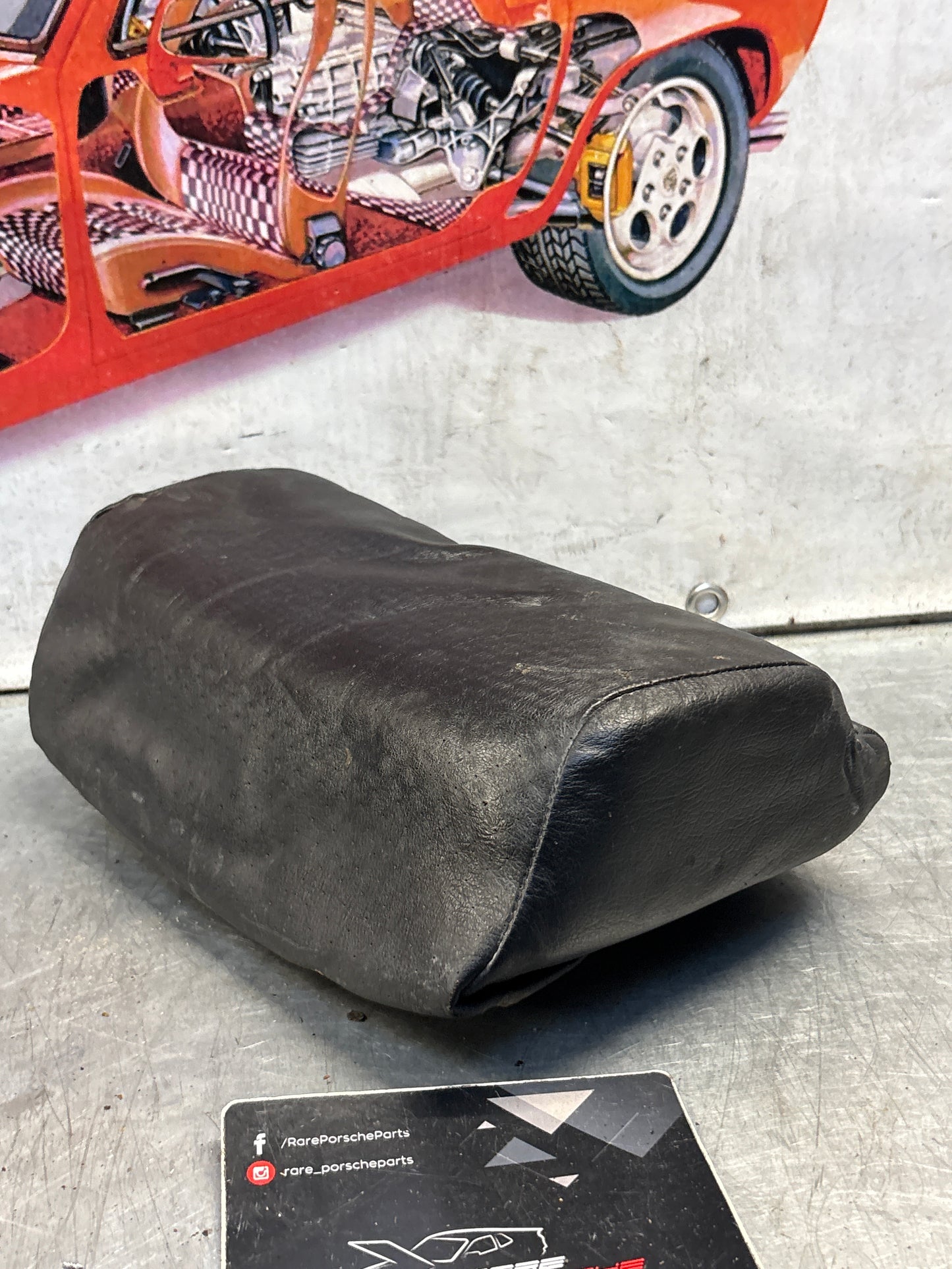 Porsche 928 rear right seat upper cushion, leather, black, used 92852204650
